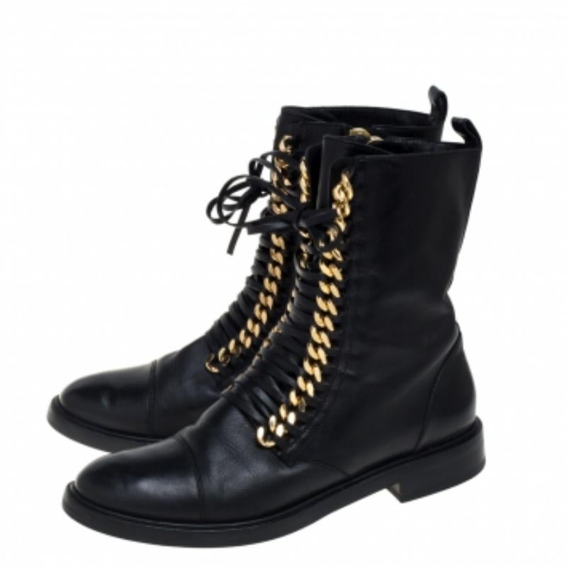 Casadei Black Leather 'City Rock' Ankle Boots Size 41 In Fair Condition For Sale In Dubai, Al Qouz 2