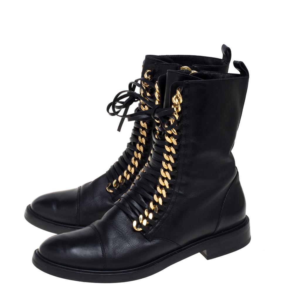 Casadei Black Leather 'City Rock' Ankle Boots Size 41 In Good Condition For Sale In Dubai, Al Qouz 2