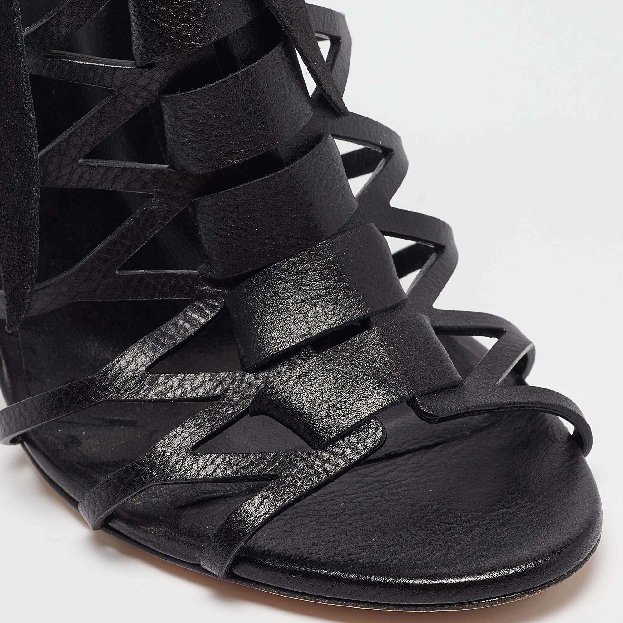 Casadei - Sandales gladiator en cuir noir - Taille 39 en vente 2