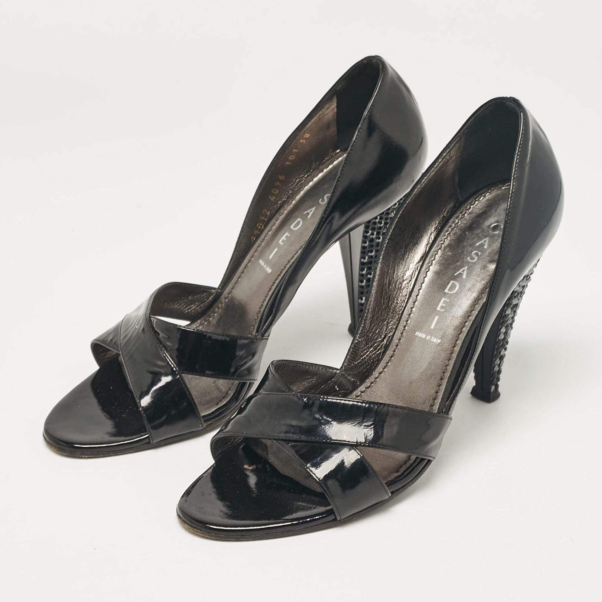 Make a chic style statement with these designer pumps. They showcase sturdy heels and durable soles perfect for your fashionable outings