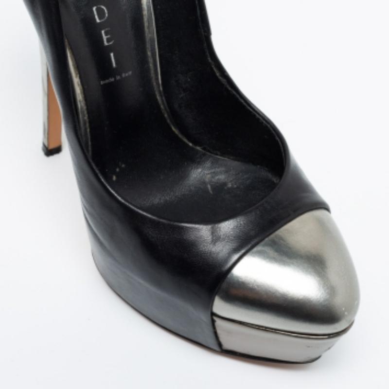 Gray Casadei Black/Silver Leather Cap Toe Platform  Pumps Size 38 For Sale