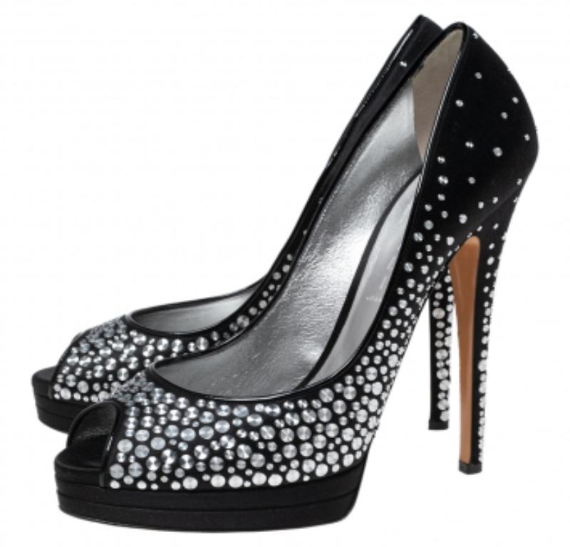 Women's Casadei Black Studded Satin Peep-Toe Platform Pumps Size 40.5 For Sale