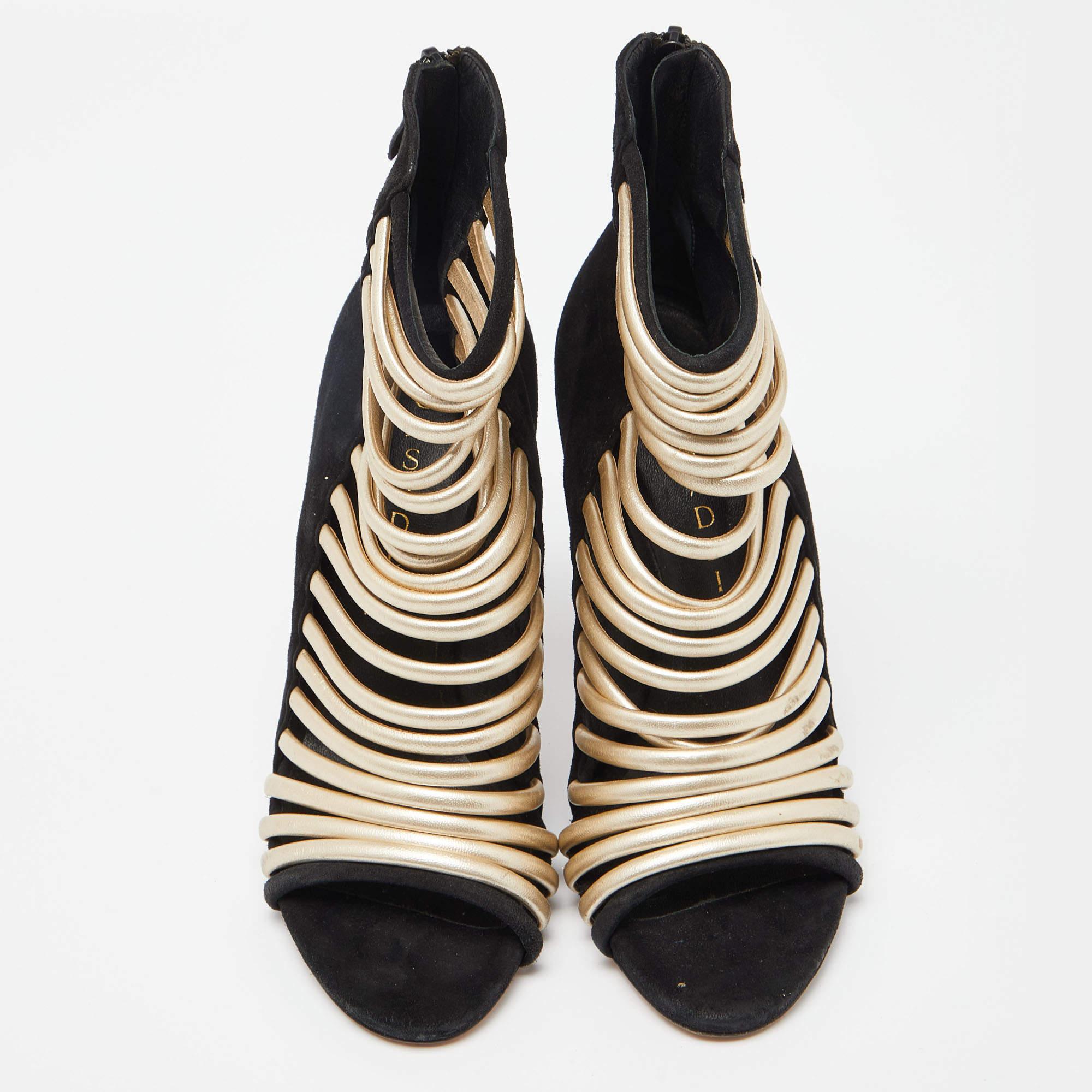 Casadei Black Suede and Leather Strappy Zip Sandals Size 37 In Fair Condition For Sale In Dubai, Al Qouz 2