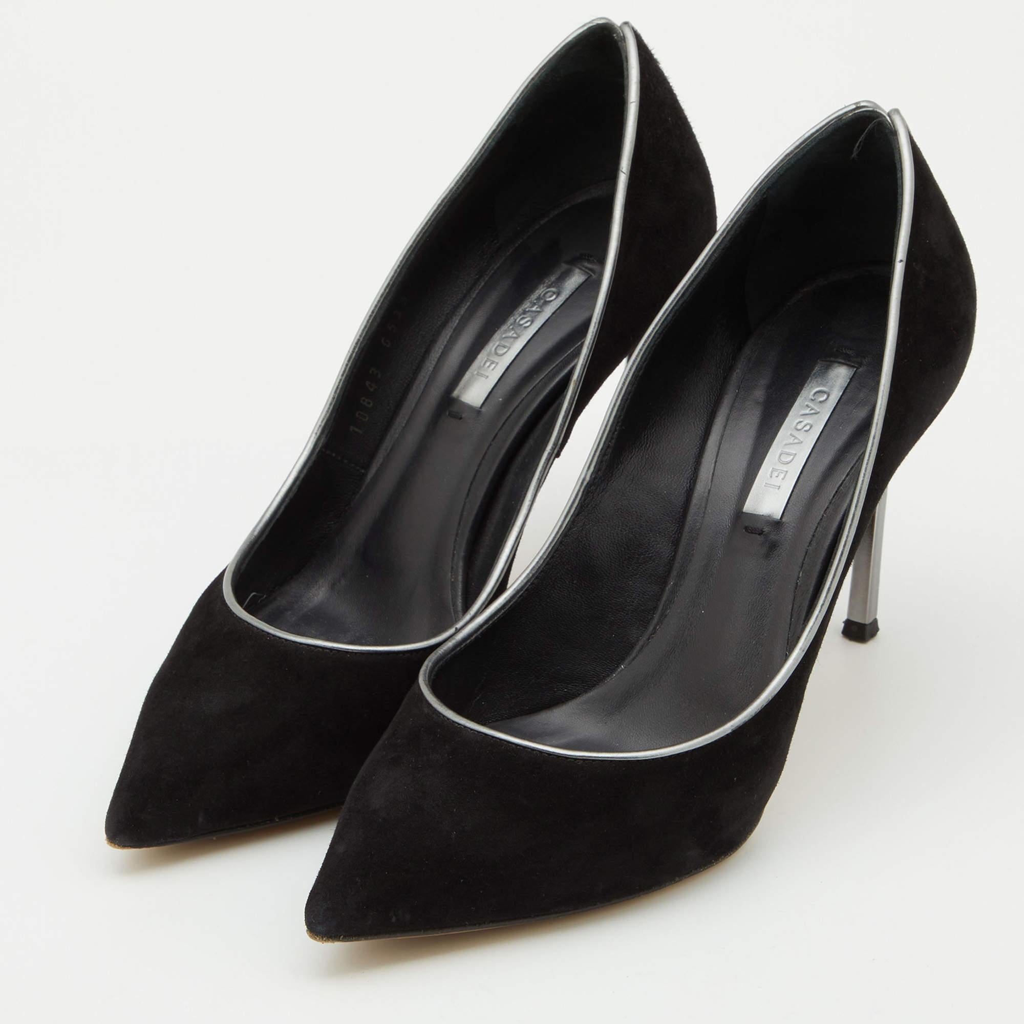 This pair of pumps is uniquely designed and makes for a distinct appearance. Created from quality materials  it is enriched with classic elements.