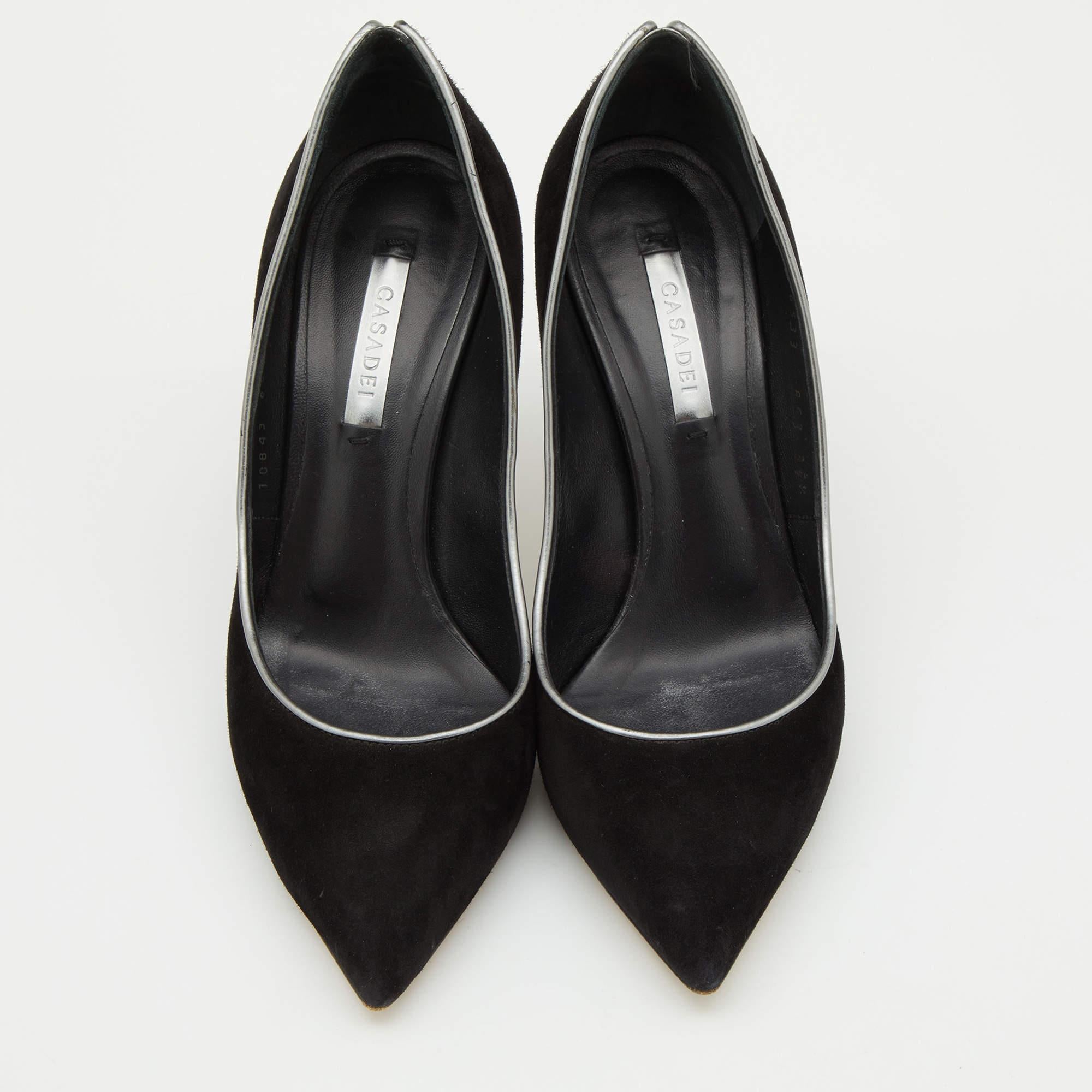 Casadei Black Suede Blade Pumps Size 36.5 In Good Condition For Sale In Dubai, Al Qouz 2