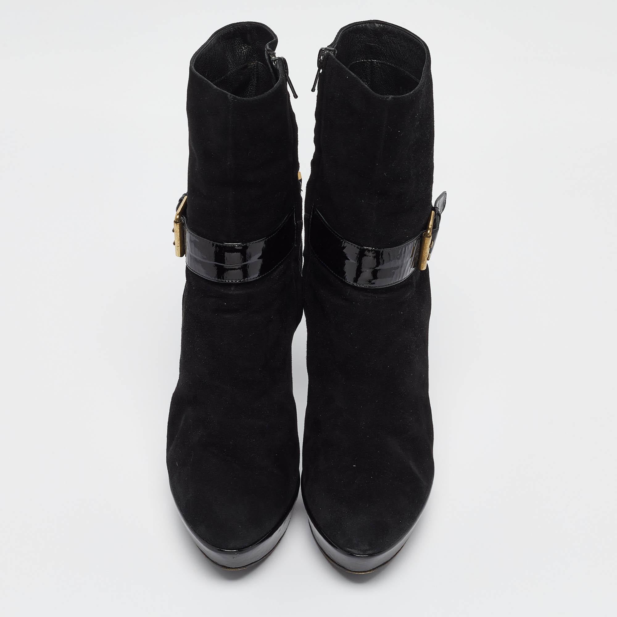 Casadei Black Suede Buckle Chain Embellished Platform Ankle Boots Size 38 In Good Condition For Sale In Dubai, Al Qouz 2