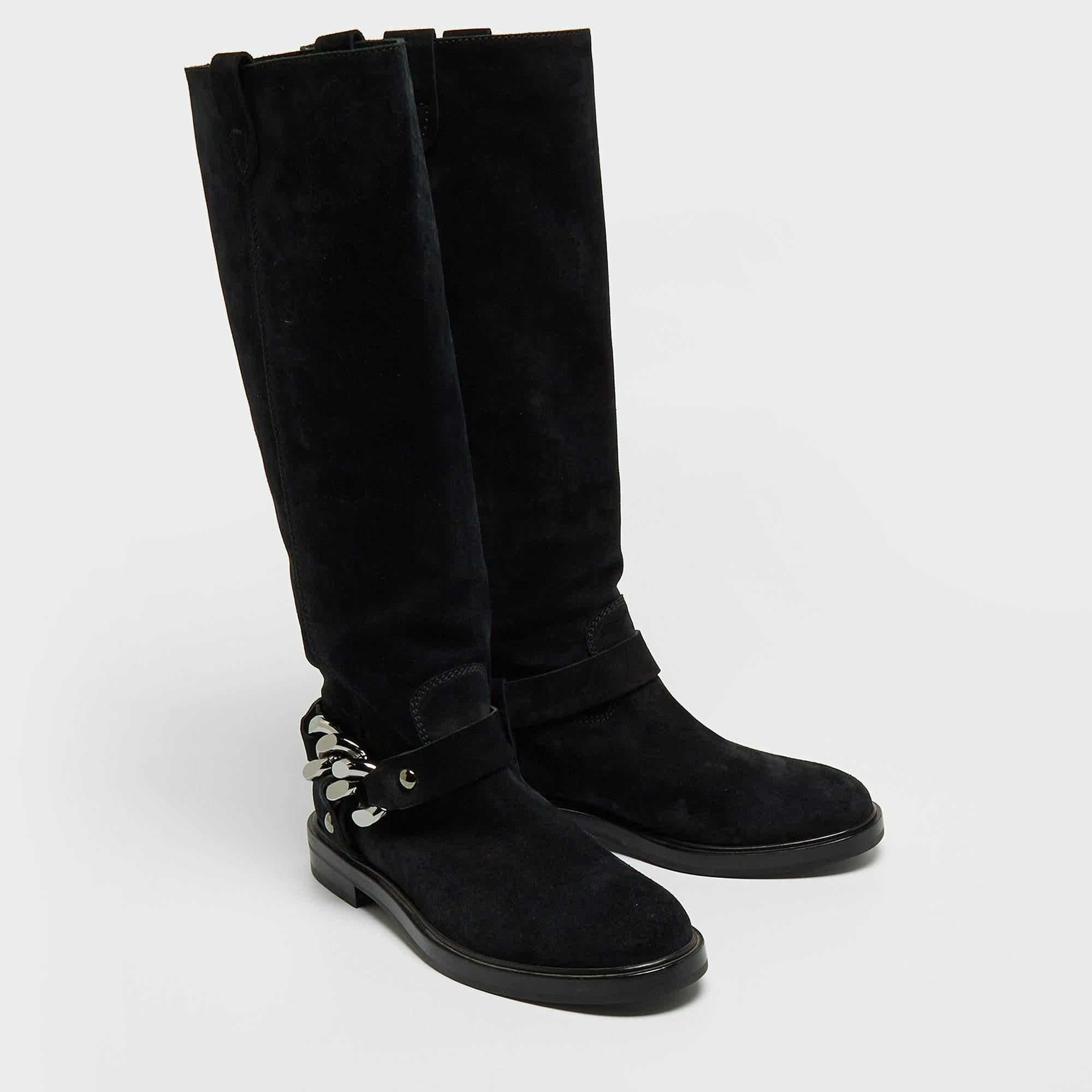 Casadei Black Suede Knee Length Boots Size 38.5 In Excellent Condition For Sale In Dubai, Al Qouz 2