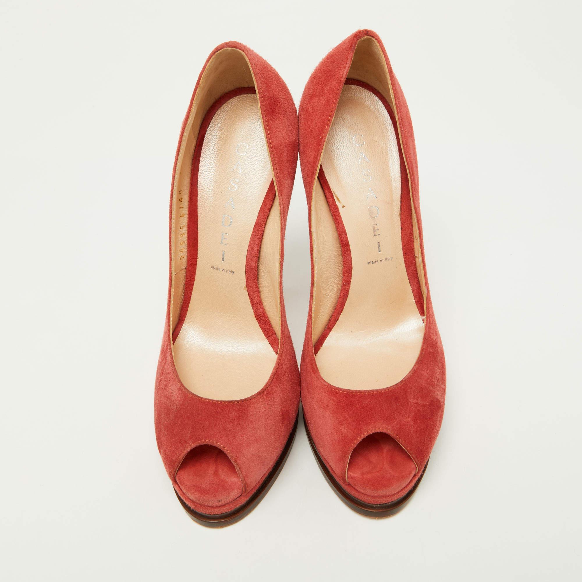Casadei Brick Brown Suede Daisy Peep Toe Platform Pumps Size 35 In Fair Condition For Sale In Dubai, Al Qouz 2
