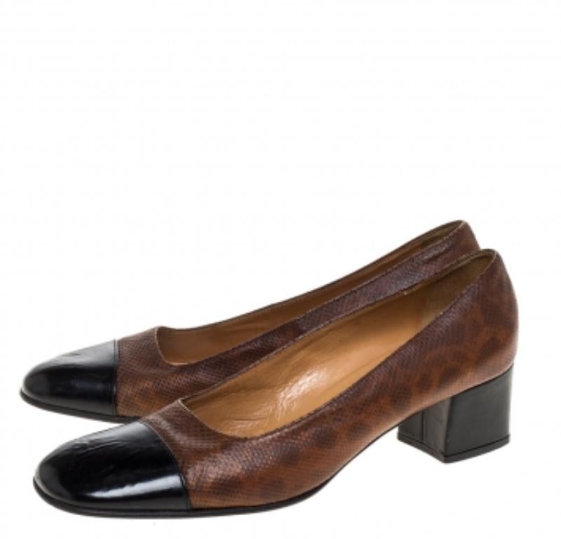 Casadei Brown Embossed Leather And Black Patent Cap Toe Pumps Size 38 For Sale 3