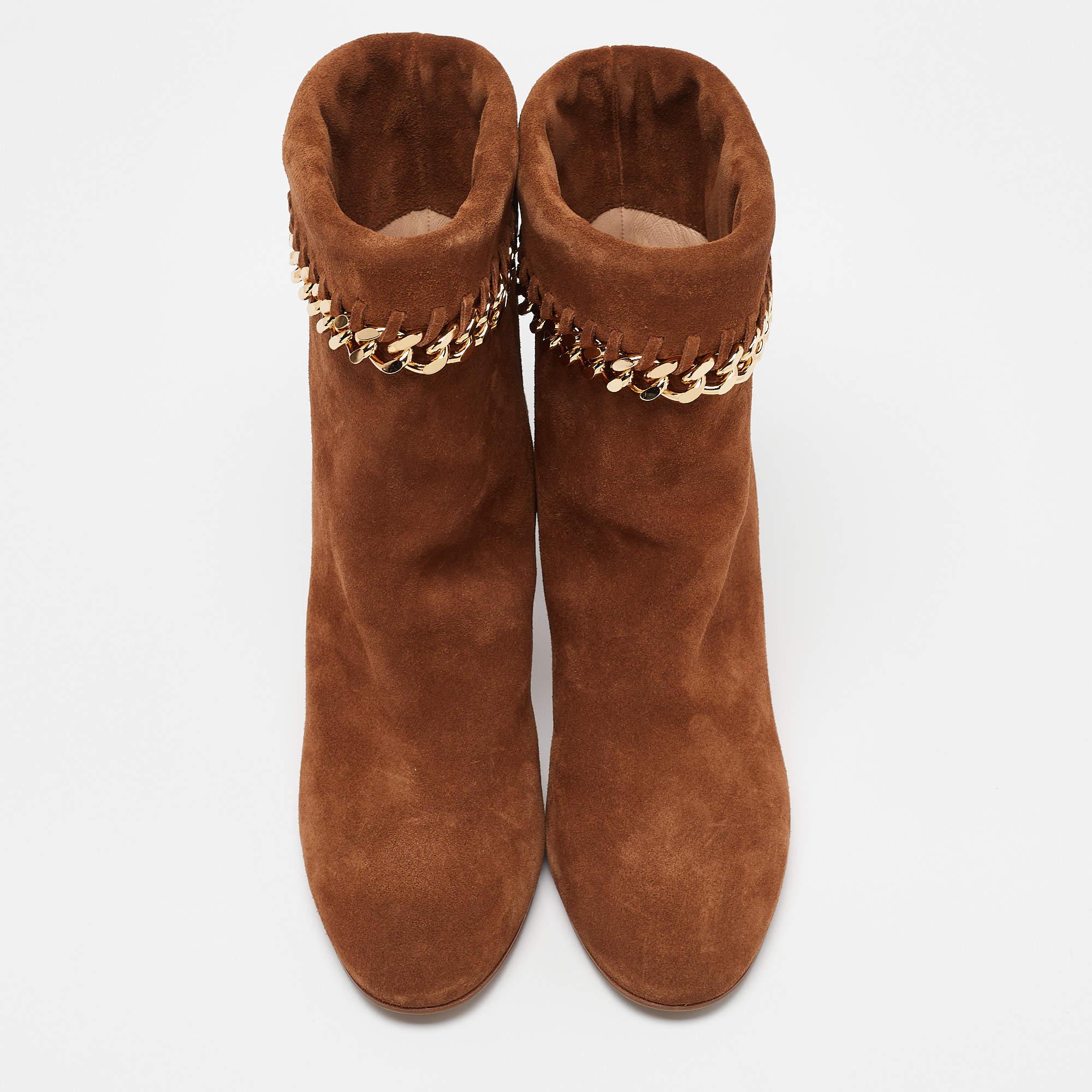 Casadei Brown Suede Ankle Length Boots Size 39 In New Condition For Sale In Dubai, Al Qouz 2