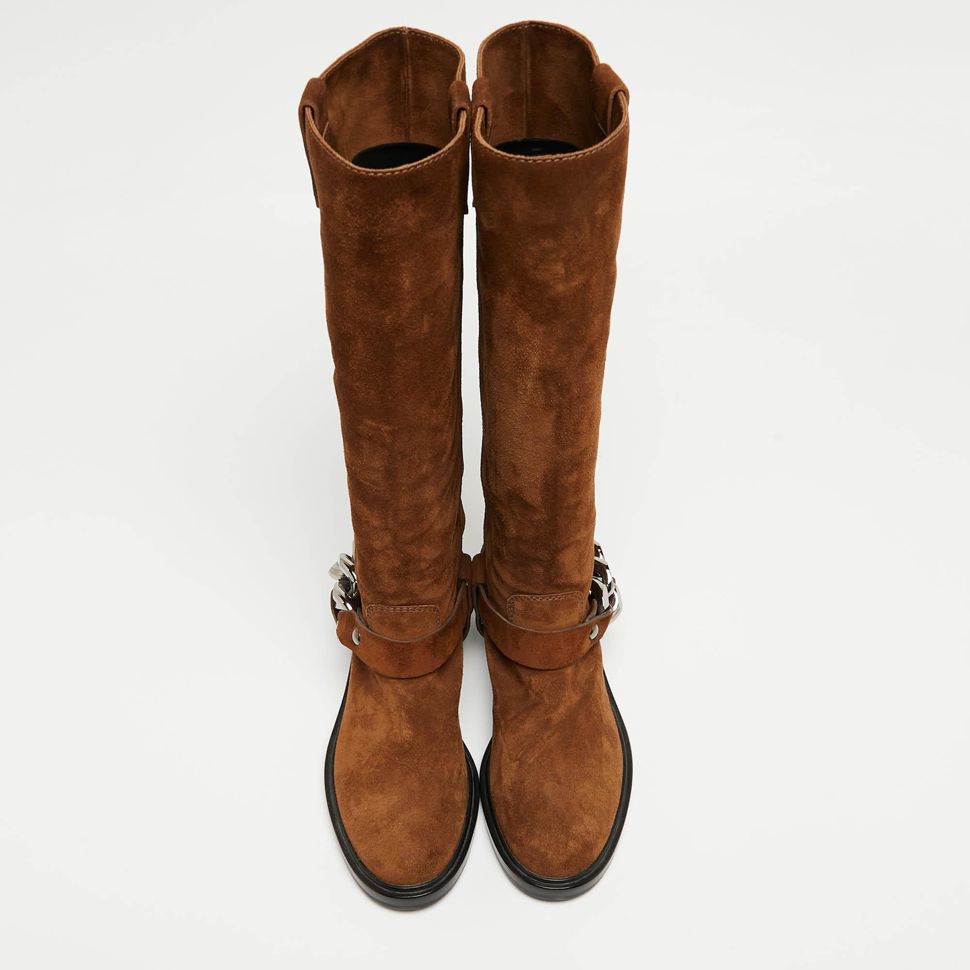 Casadei Brown Knee Length Boots en daim Taille 36 en vente 2