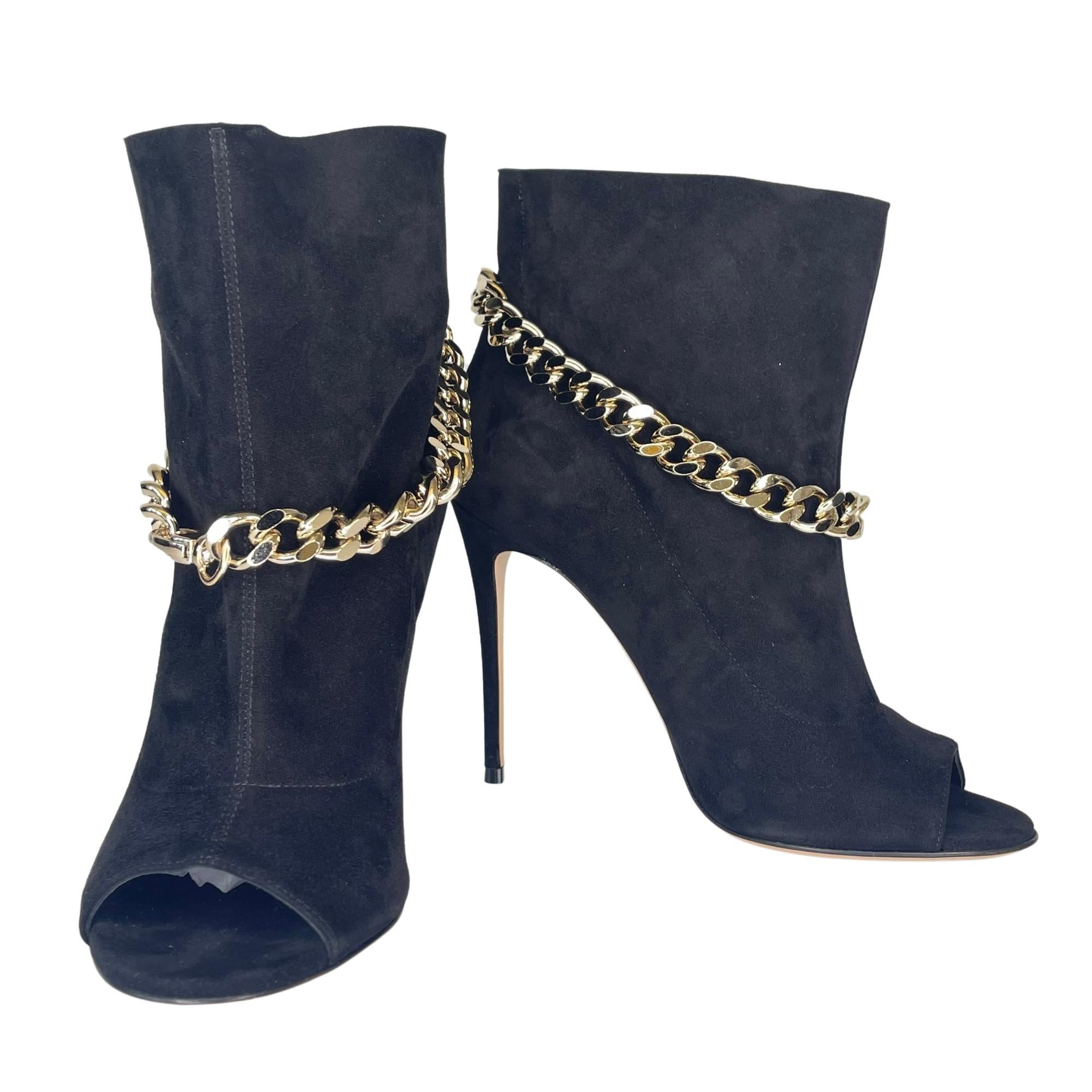 Casadei Chain Open Toe Stiletto Ankle Boot Black (38 EU) In New Condition For Sale In Montreal, Quebec
