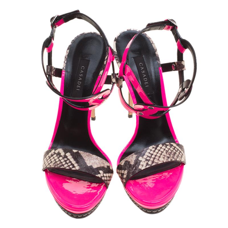 Casadei Fuschia Pink Patent and Embossed Roccia Leather Platform Ankle Strap San In New Condition In Dubai, Al Qouz 2