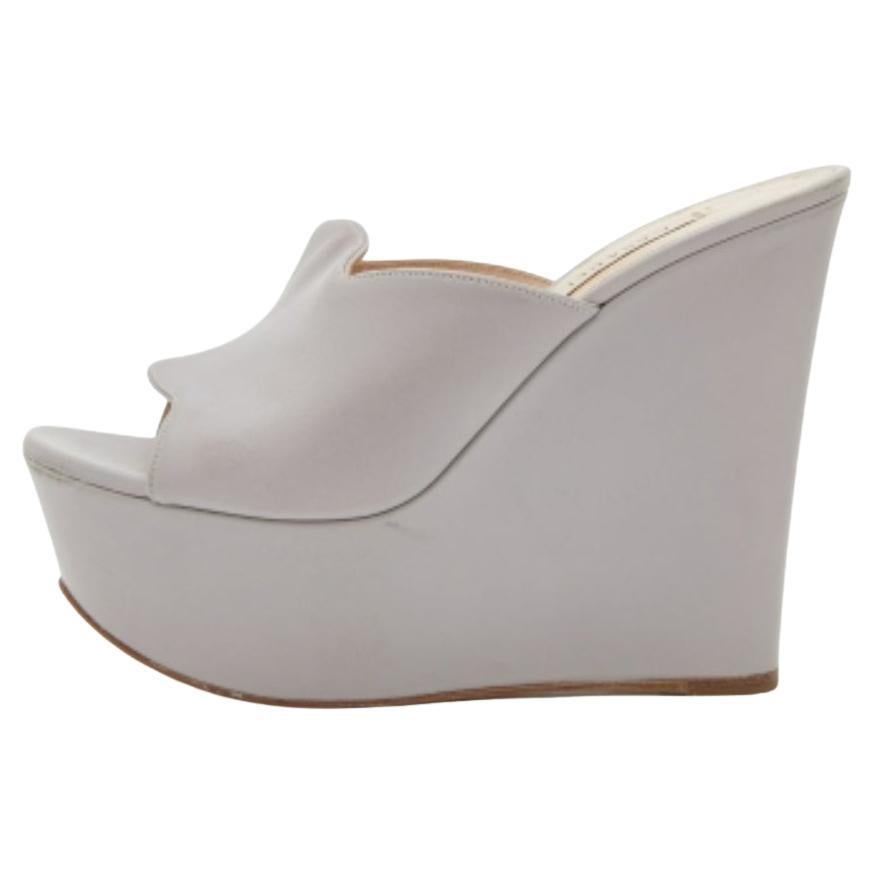 Casadei Grey Leather Platform Wedge Slide Sandals Size 38.5 For Sale