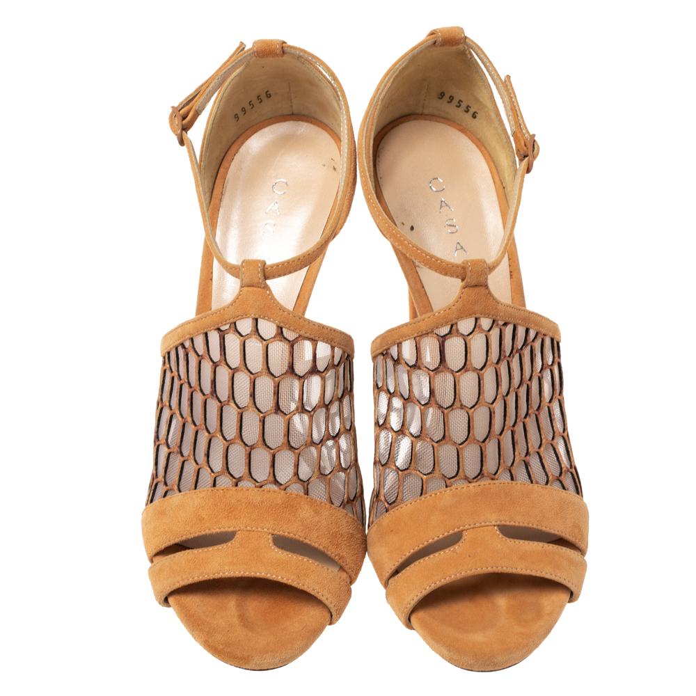 honeycomb sandals