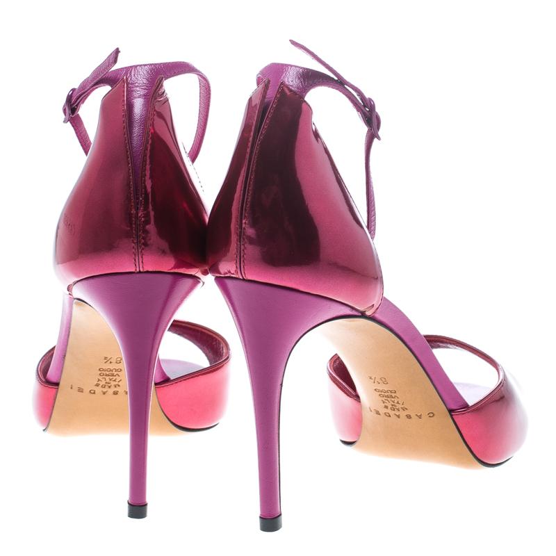 Casadei Metallic Pink Leather Candylux Ankle Strap Peep Toe Sandals Size 38.5 In New Condition In Dubai, Al Qouz 2