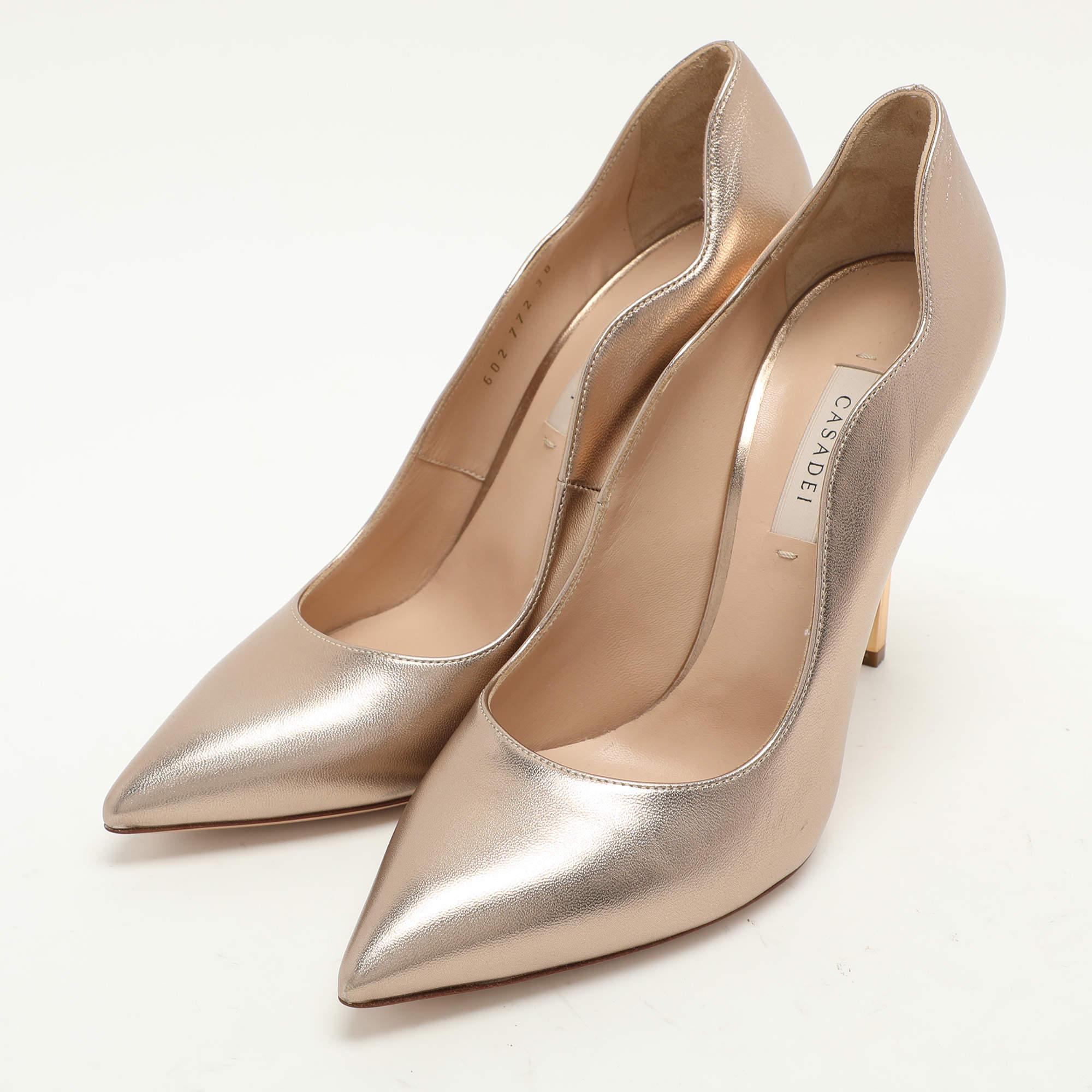 Make a chic style statement with these designer pumps. They showcase sturdy heels and durable soles perfect for your fashionable outings