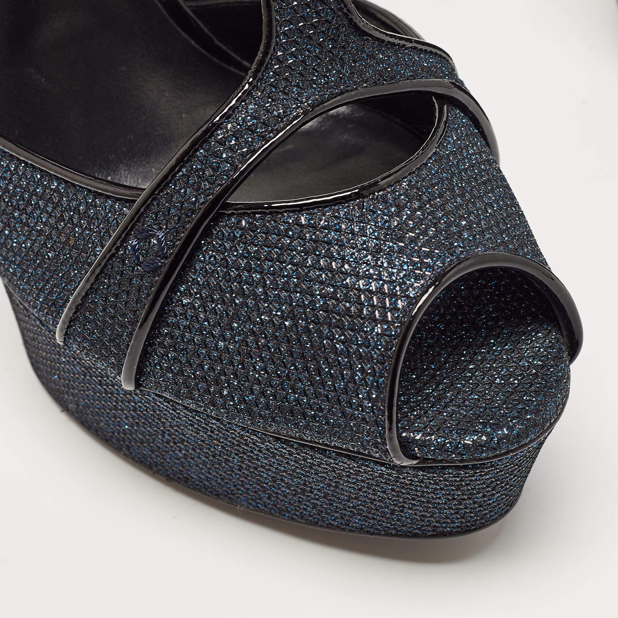 Casadei Navy Blue/Black Glitter and Patent Leather Platform Sandals Size 40 (Sandales à plateforme en cuir verni et paillettes) en vente 4