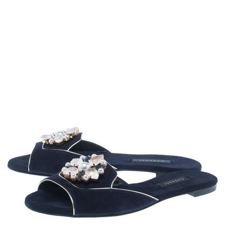 Casadei Navy Blue Suede Crystal Brooch Embellished Peep Toe Flat Slides Size 36 In New Condition In Dubai, Al Qouz 2