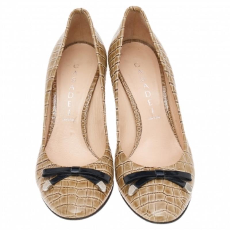 Casadei escarpins en cuir embossé croco olive taille 36,5 en vente 1