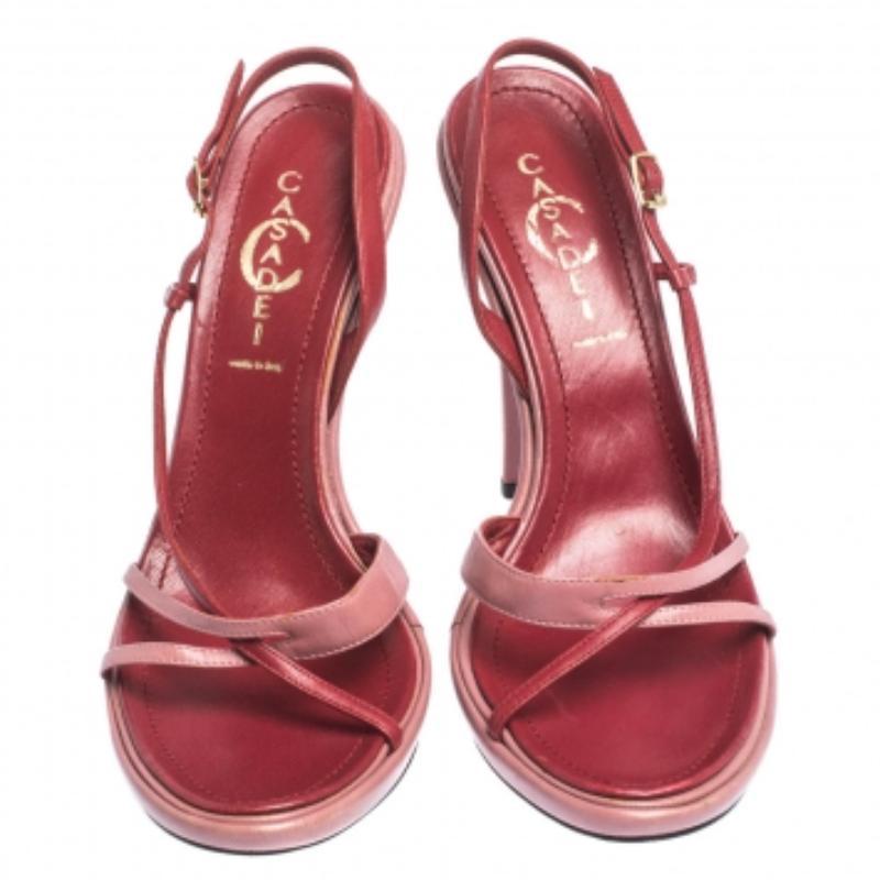Casadei - Sandales à plateforme à brides croisées en cuir rose, taille 39 Pour femmes en vente