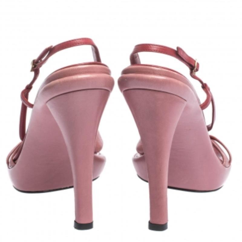 Casadei - Sandales à plateforme à brides croisées en cuir rose, taille 39 en vente 1