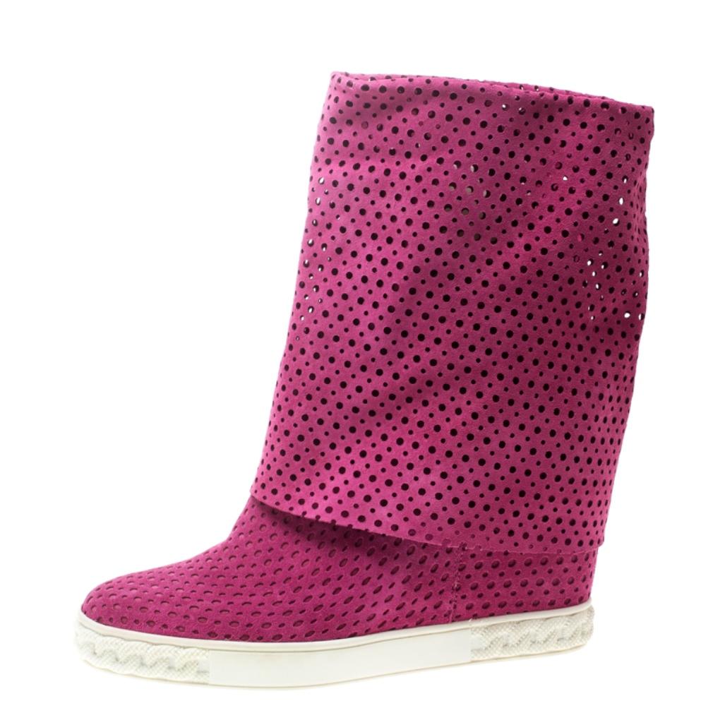 Casadei Pink Perforated Suede Wedge Boots Size 39 In Excellent Condition In Dubai, Al Qouz 2