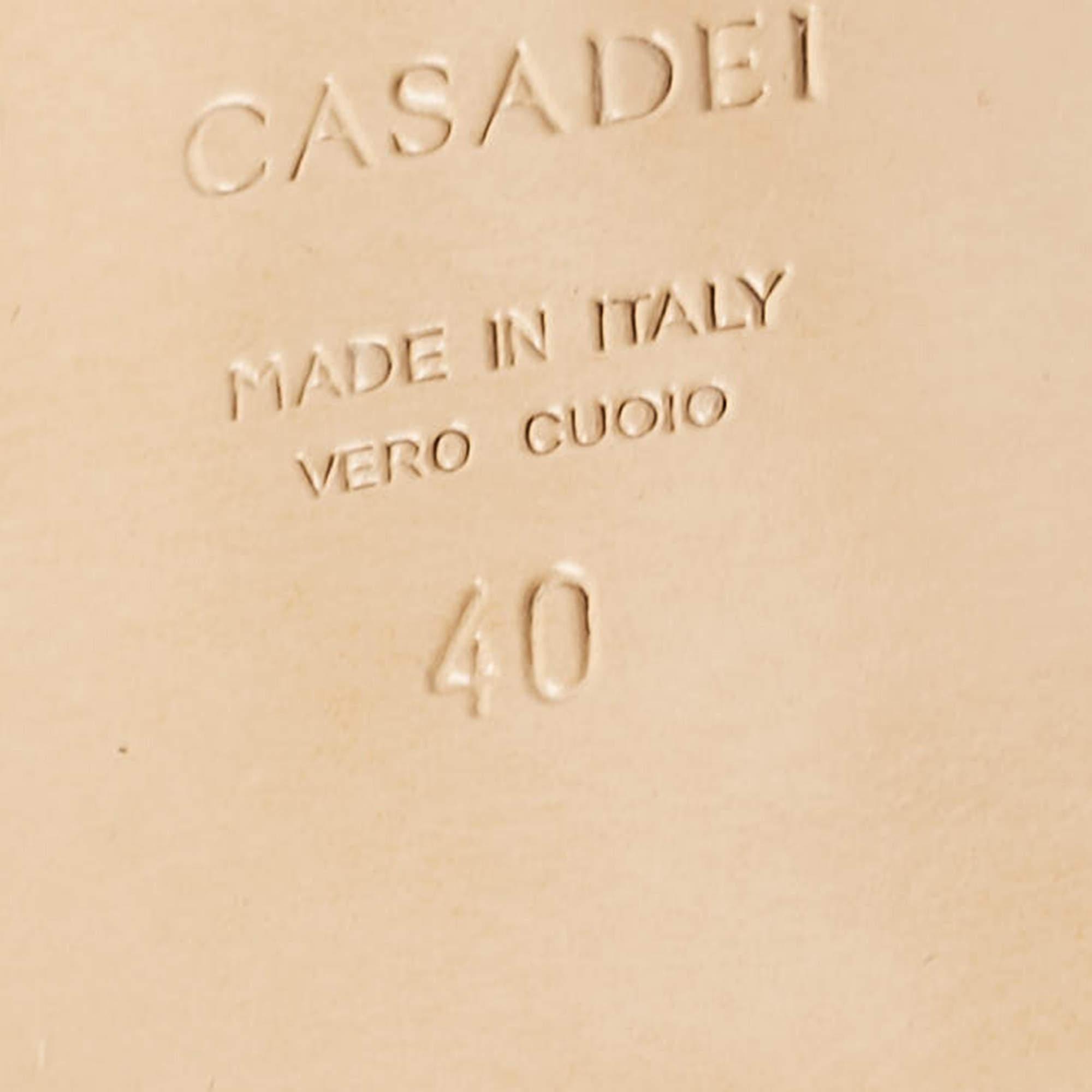Casadei, piattaforma Mary Jane in raso rosa taglia 40 in vendita 3