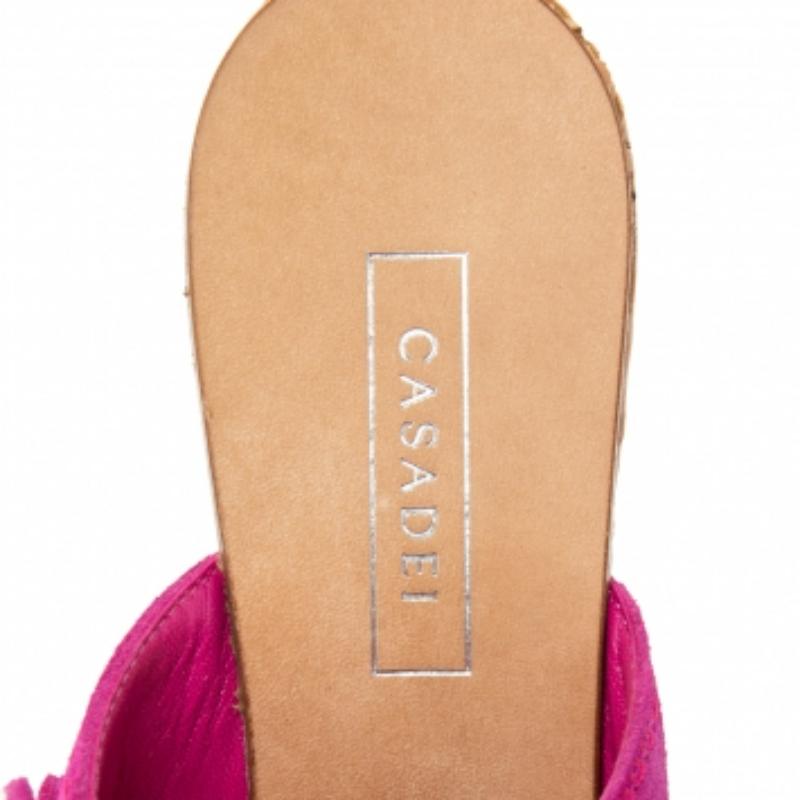 Beige Casadei Sandales à talons compensés en daim rose avec glands et liège Taille 38 en vente