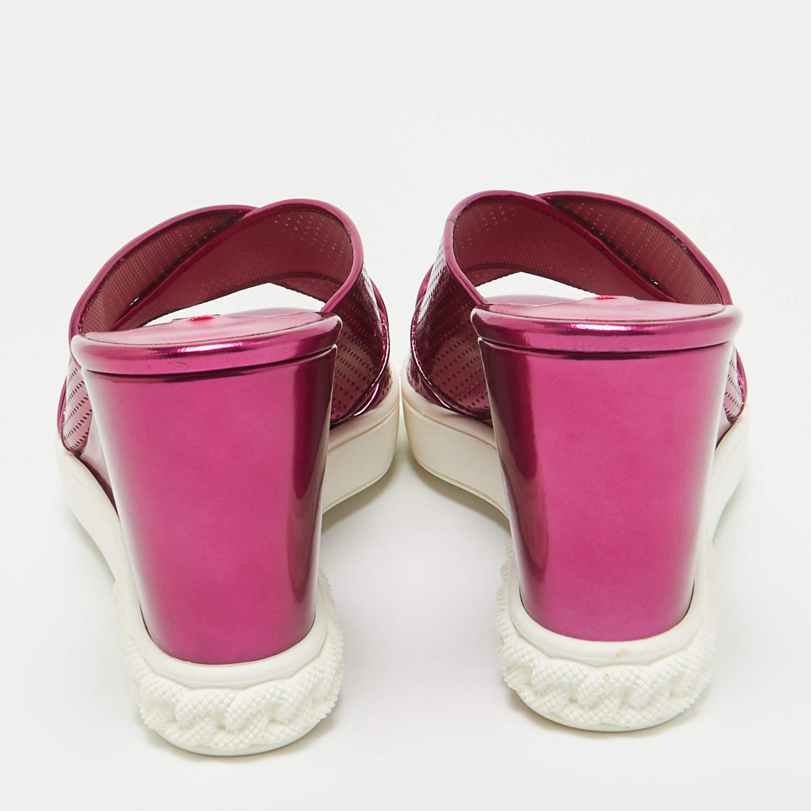 Casadei Purple Patent Leather Wedge Sandals Size 39 For Sale 1