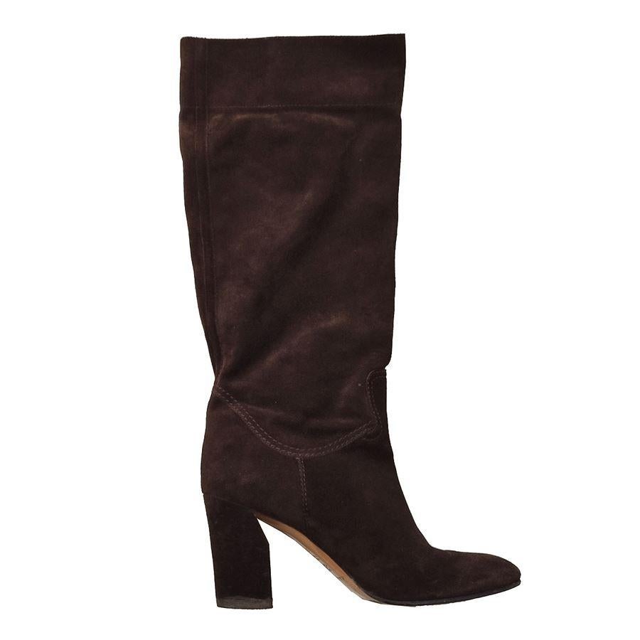 Suede Blrown color Heel height cm 8 (3,14 inches) total boots height cm 44 (17,3 inches)