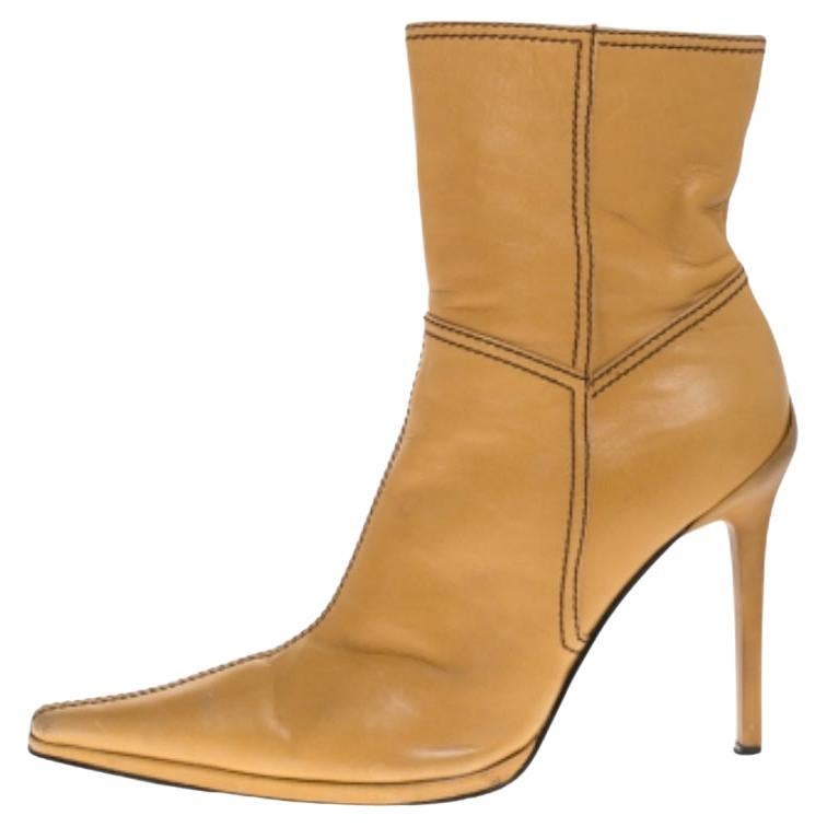 Casadei - Bottines à bout pointu en cuir brun clair, taille 37,5 en vente