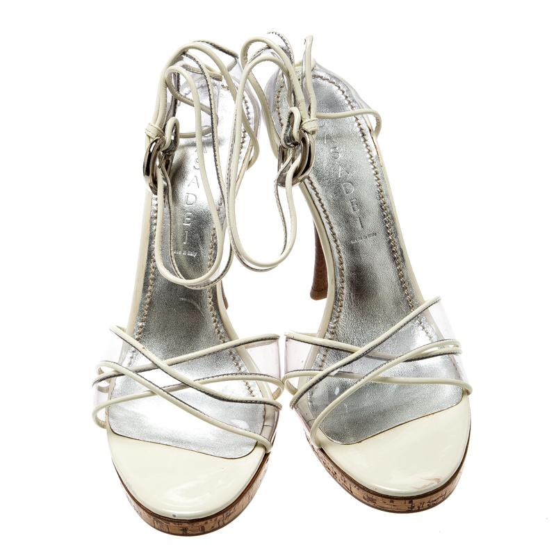 Casadei White Leather And PVC Cross Strap Sandals Size 39 In Good Condition In Dubai, Al Qouz 2