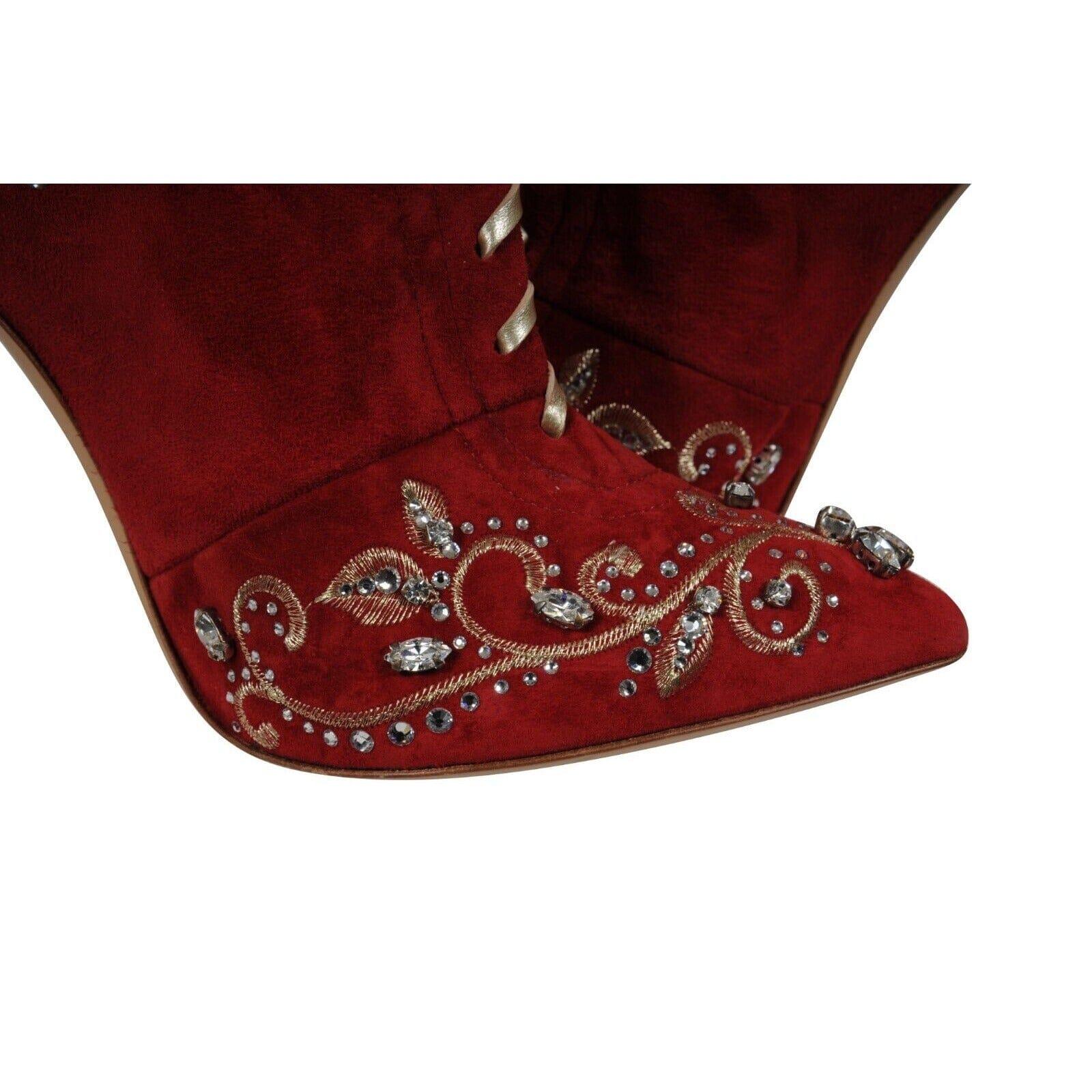 Casadei Bottes montantes au genou ornées de cristaux taille US 7 B en daim rouge avec fermeture éclair 130 en vente 10