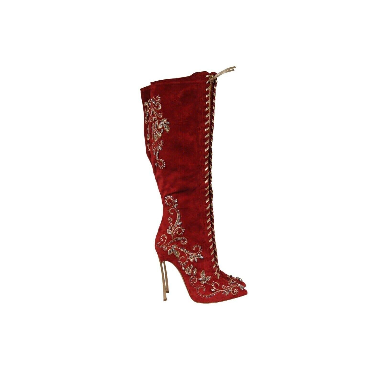 Casadei Bottes montantes au genou ornées de cristaux taille US 7 B en daim rouge avec fermeture éclair 130 en vente 3
