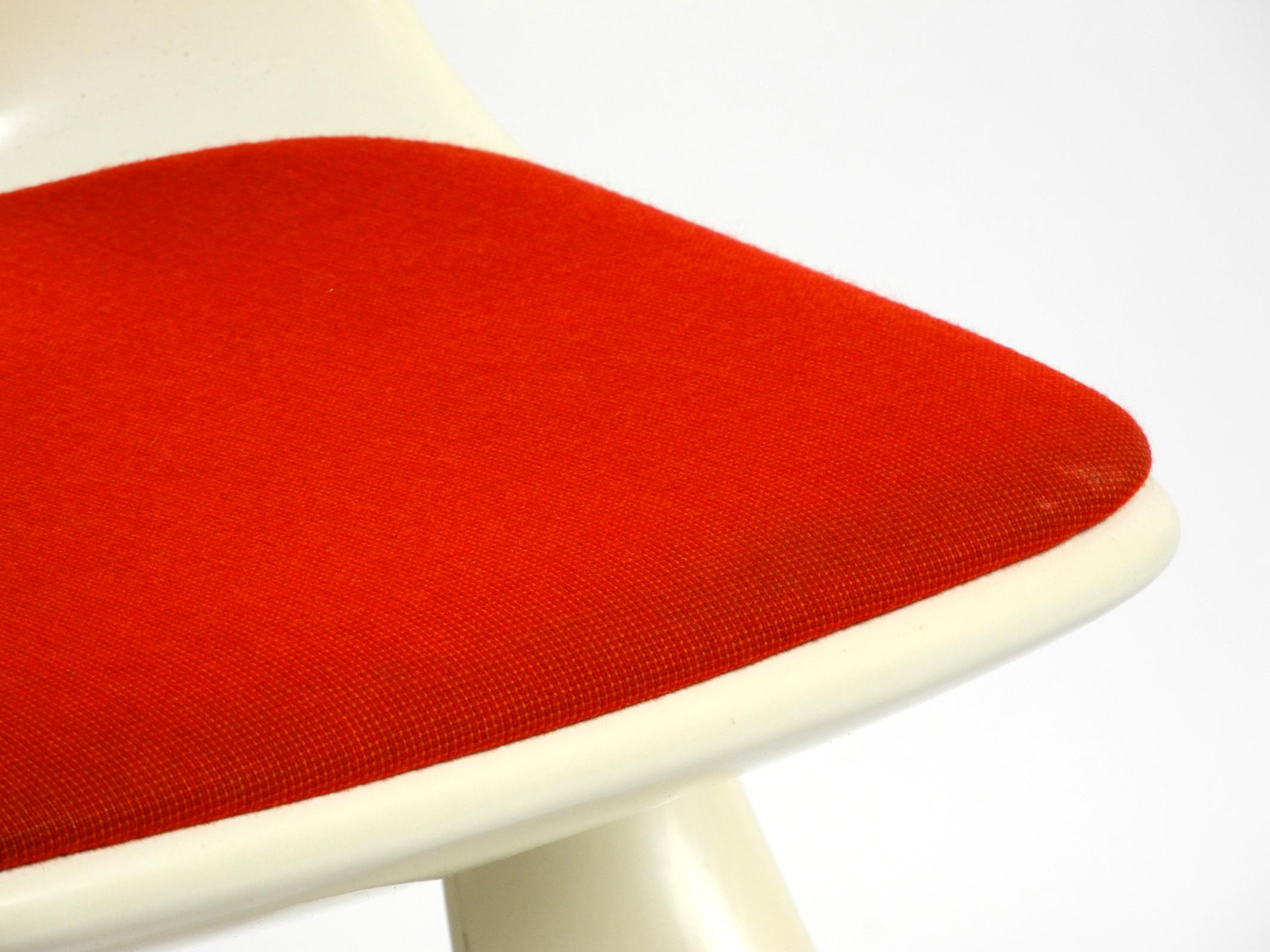 Casala Chair Model 2001/2002 from the 1970s with Original Red Fabric Upholstery 4