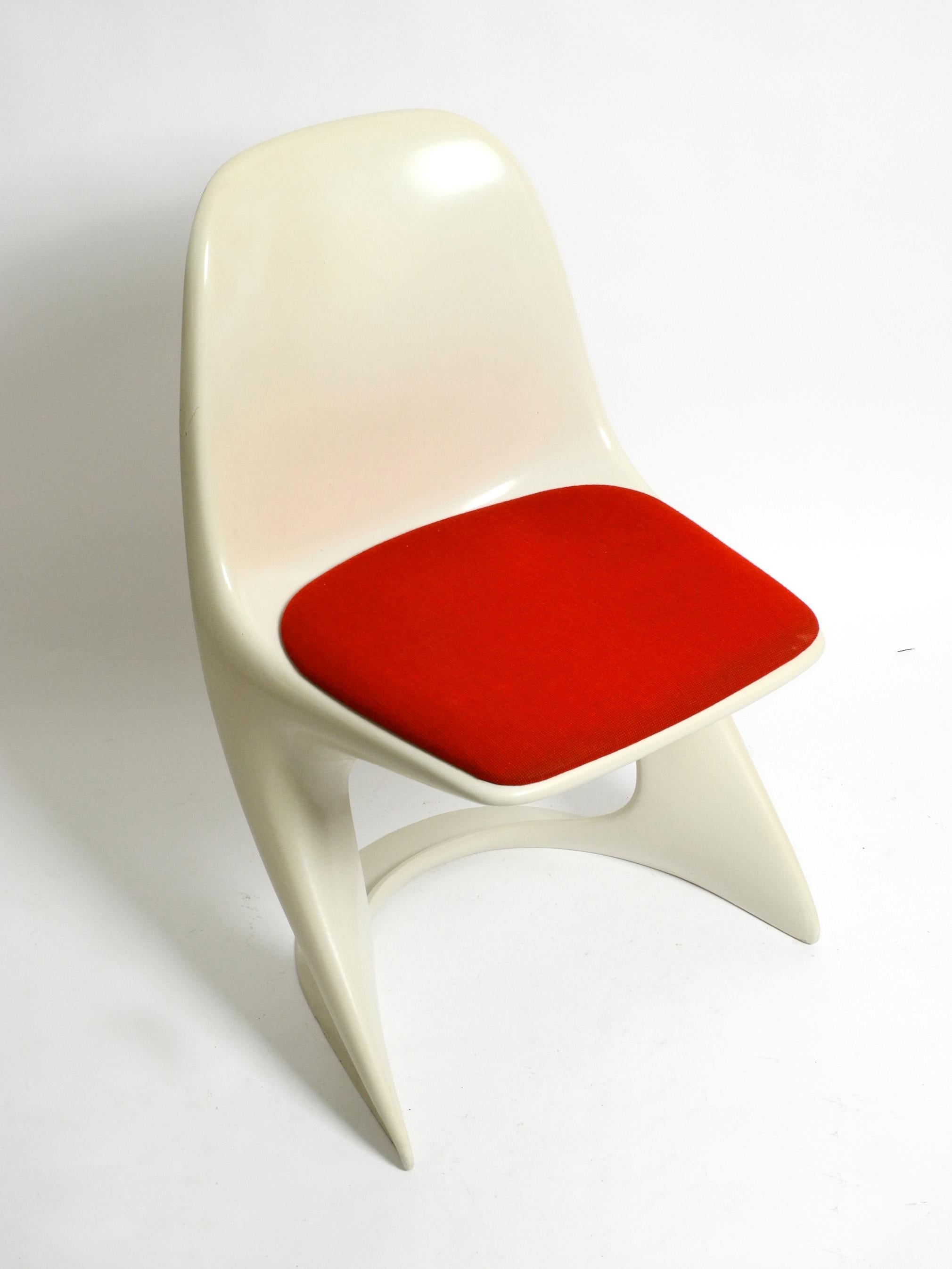 Casala Chair Model 2001/2002 from the 1970s with Original Red Fabric Upholstery 10