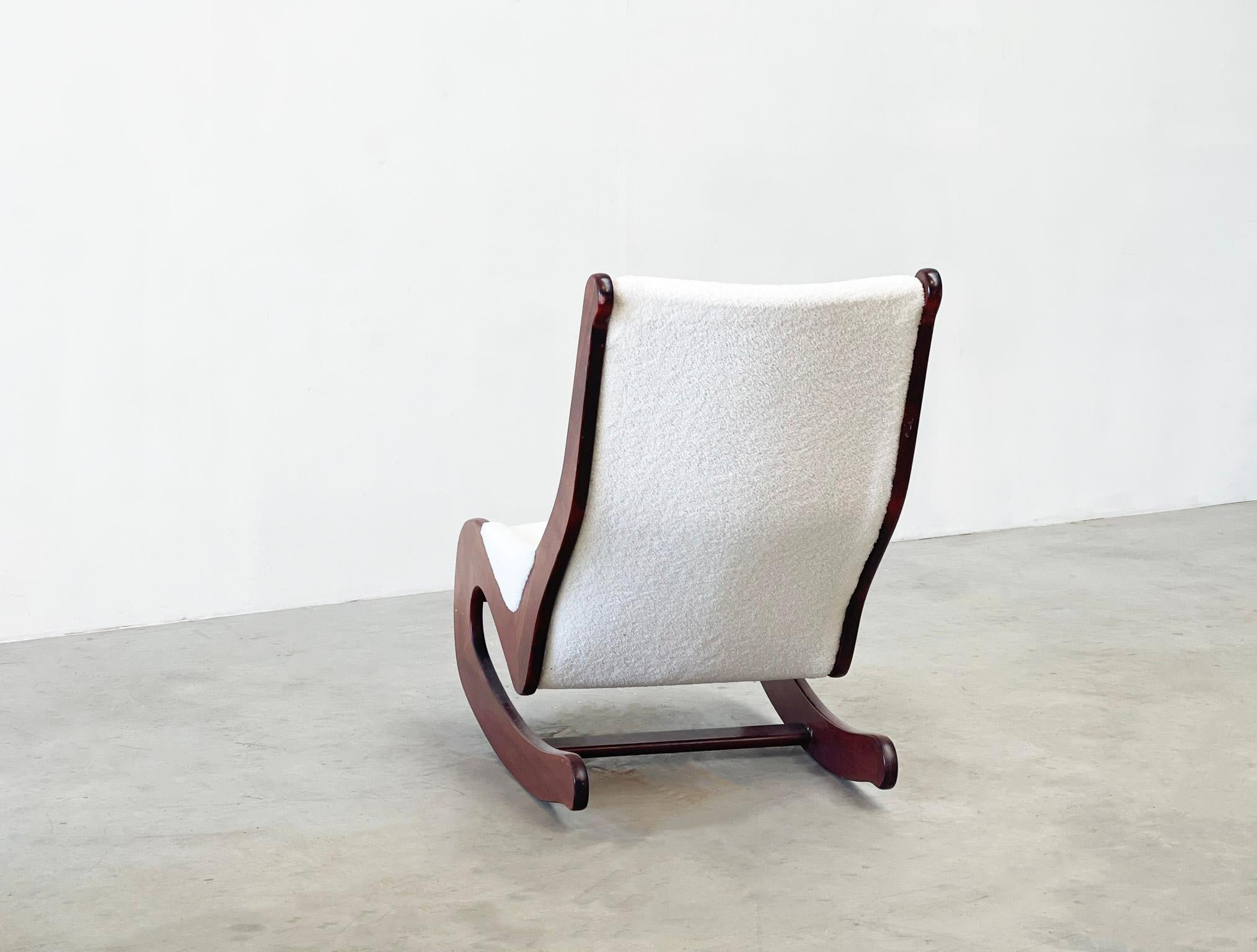 Dutch Casala rocking chair in a white bouclé For Sale