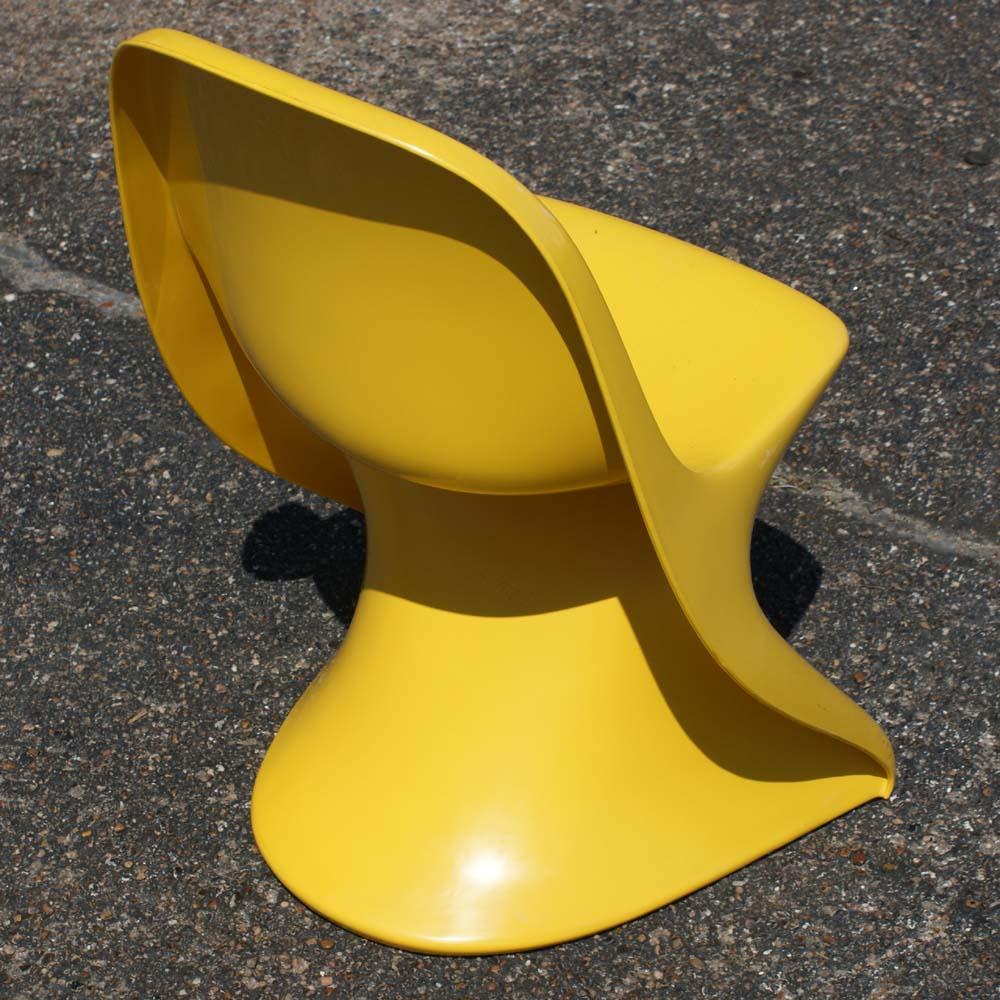 Fin du 20e siècle Chaise empilable pour enfants Casalino d'Alexander Begge, couleur jaune en vente
