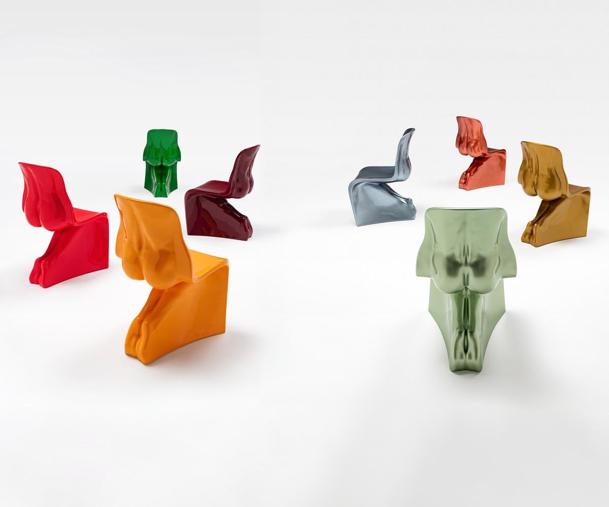 “Him & Her are born directly from the ideas behind the Panton Chair. An evolution of the hermaphroditic original, declined into the harmony of the two sexes. They assume sculpted forms like naked models of seduction but they are not ashamed.” Cit.