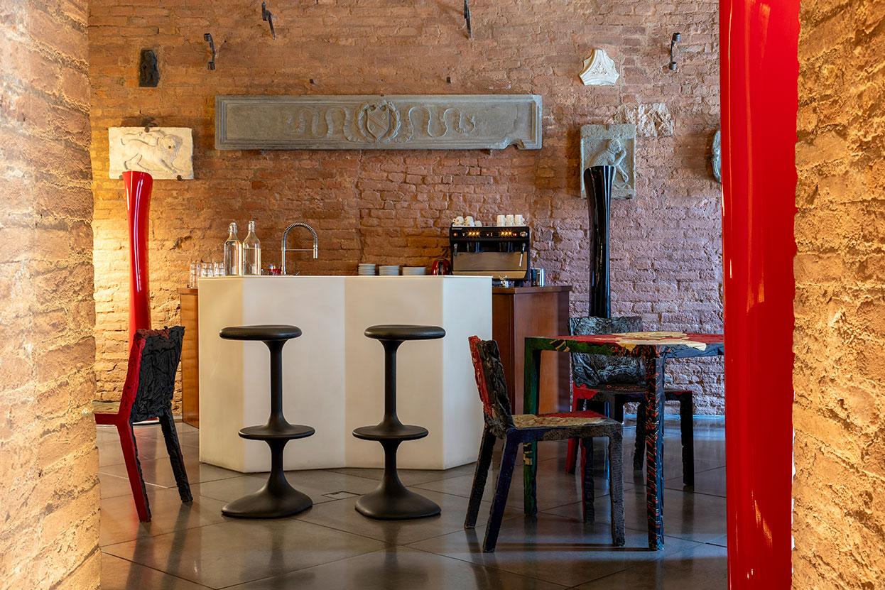 XXIe siècle et contemporain Casamania Tabouret KANT en noir par Karim Rashid en vente