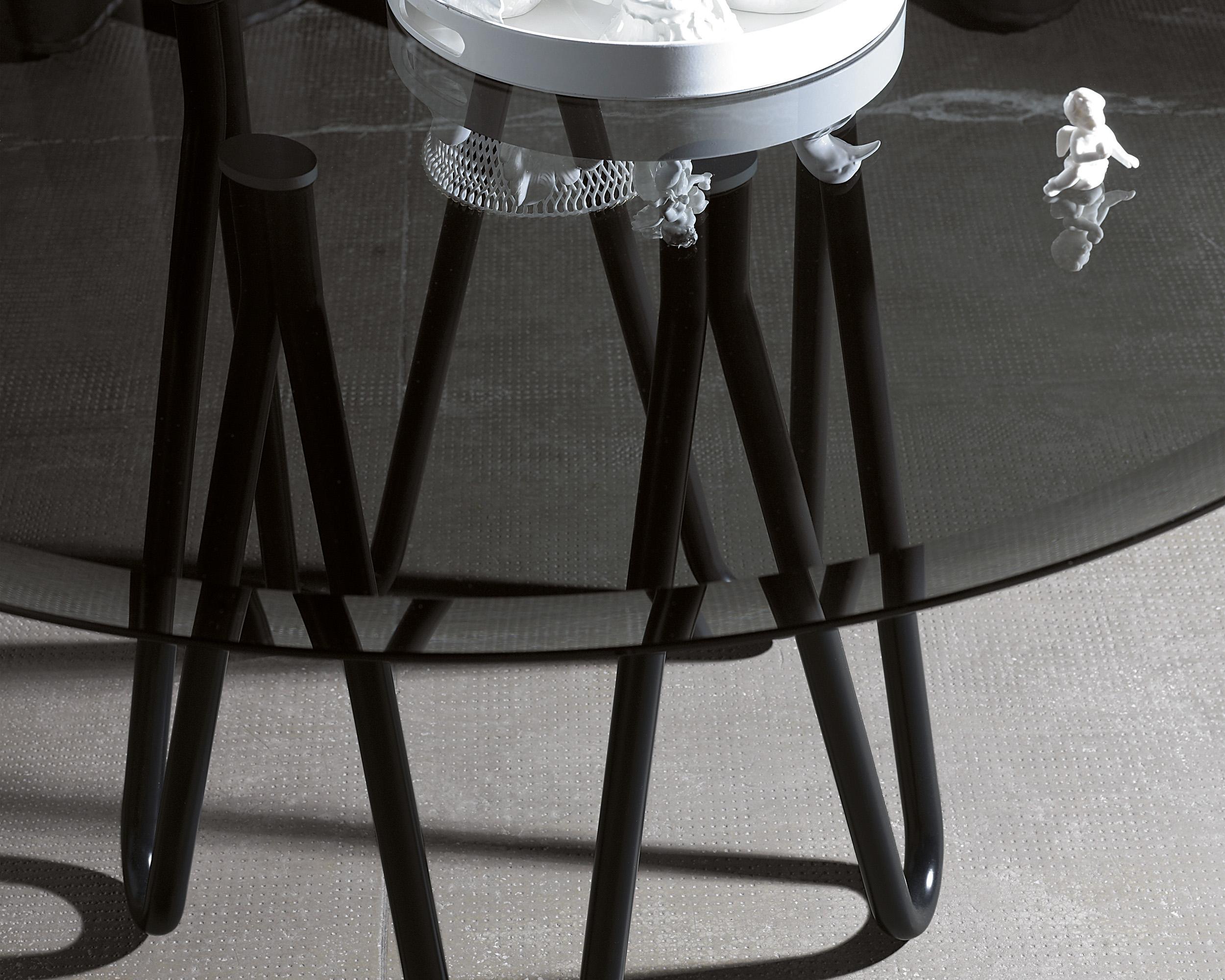 Casamania MEDUSA Tisch aus Rauchglas von GamFratesi im Angebot 1