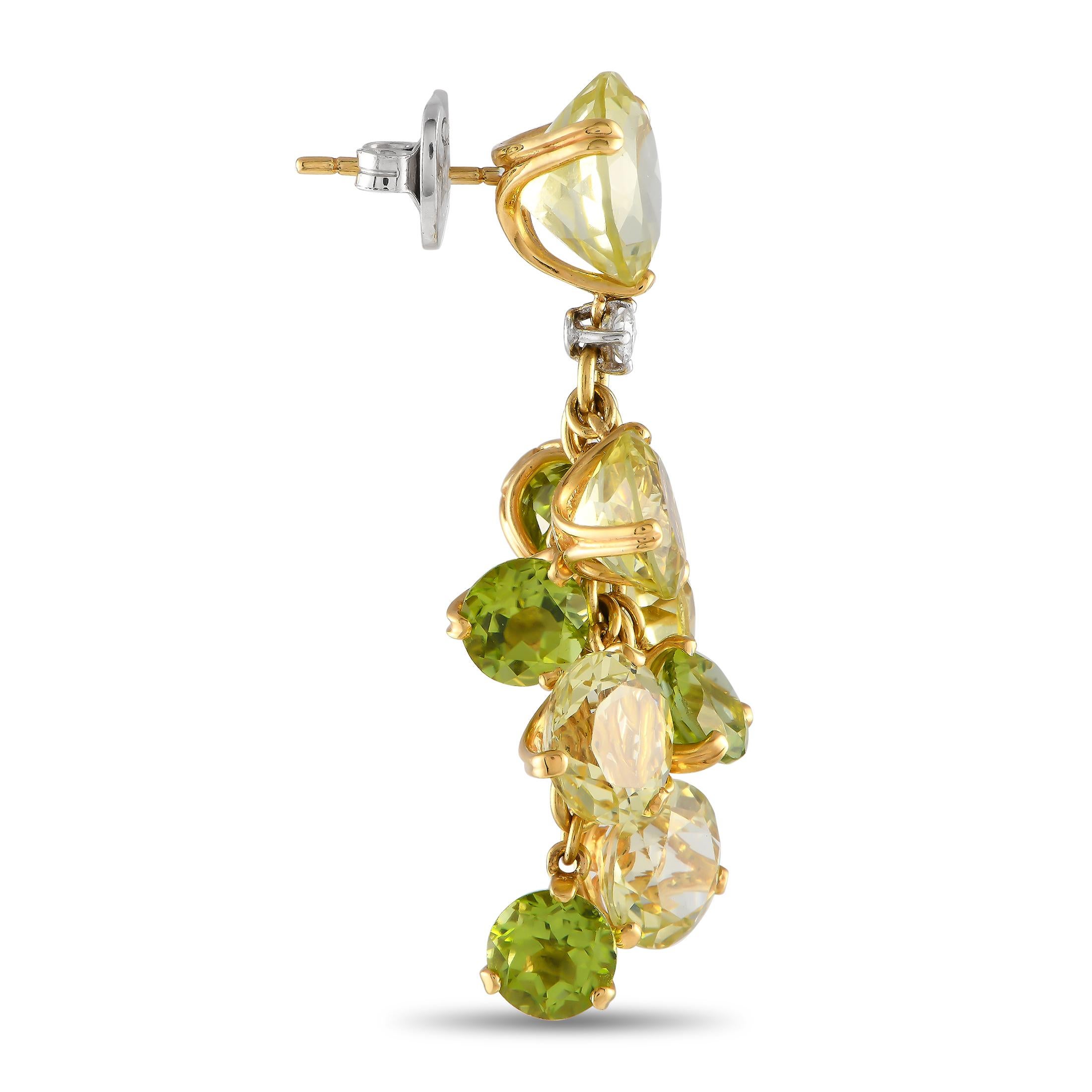 These Casato earrings will effortlessly add color, texture, and movement to any ensemble. Each one comes complete with an 18K Yellow Gold setting, which beautifully highlights the captivating green tones of the Quartz and Prasiolite gemstones.