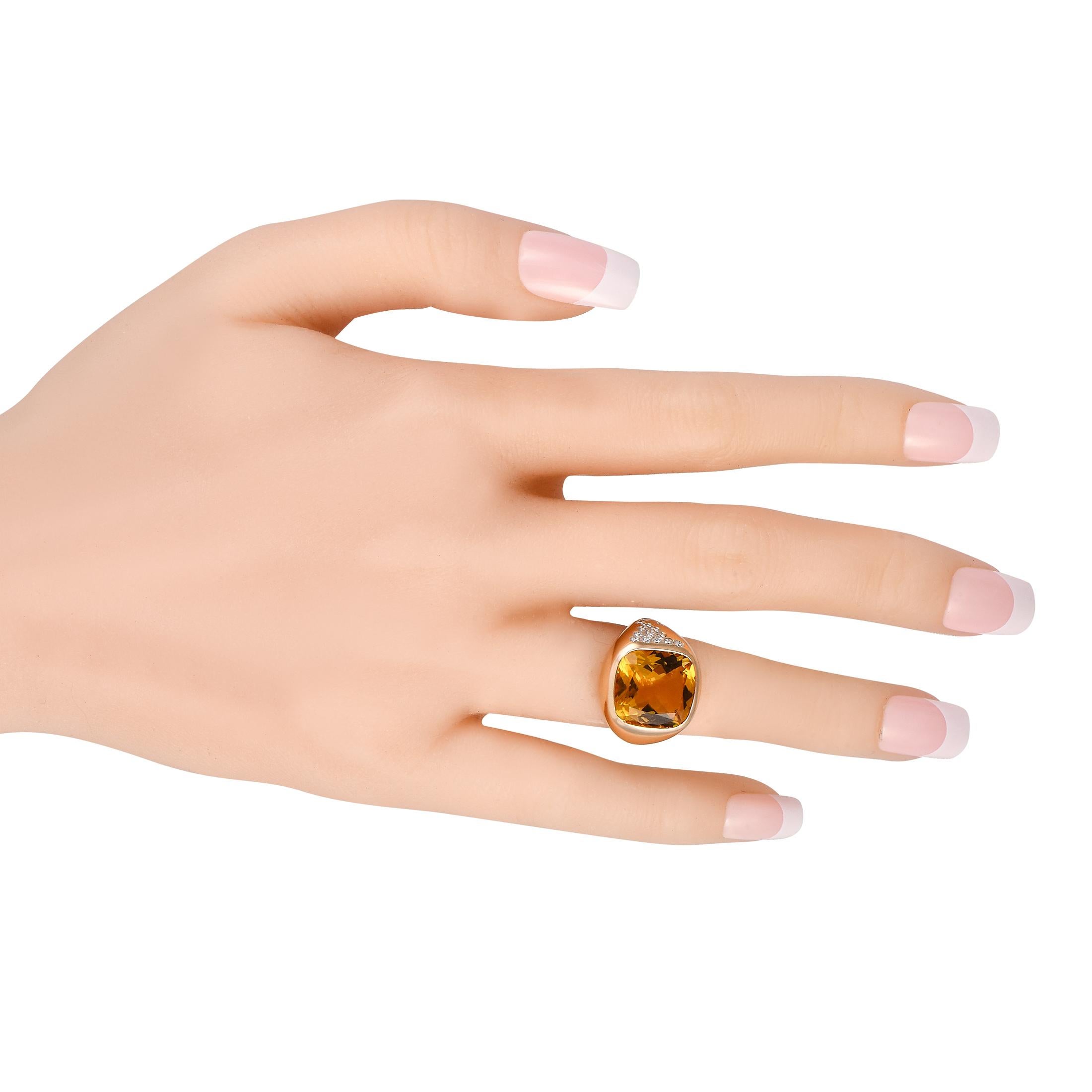 Round Cut Casato 18K Yellow Gold 0.30ct Diamond and Citrine Ring For Sale