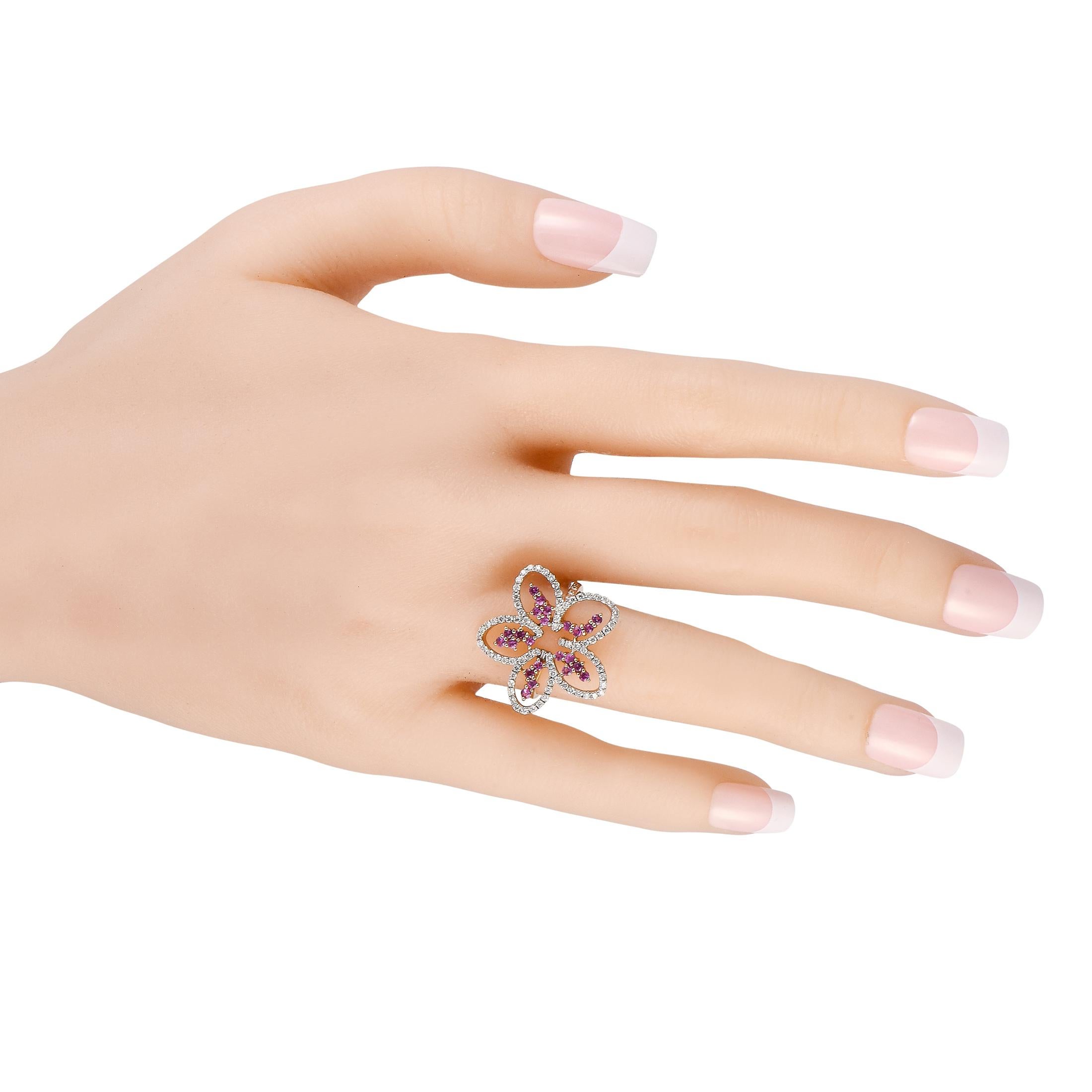 Round Cut Casato 18K Yellow Gold 0.60ct Diamond and Sapphire Dainty Flower Ring For Sale