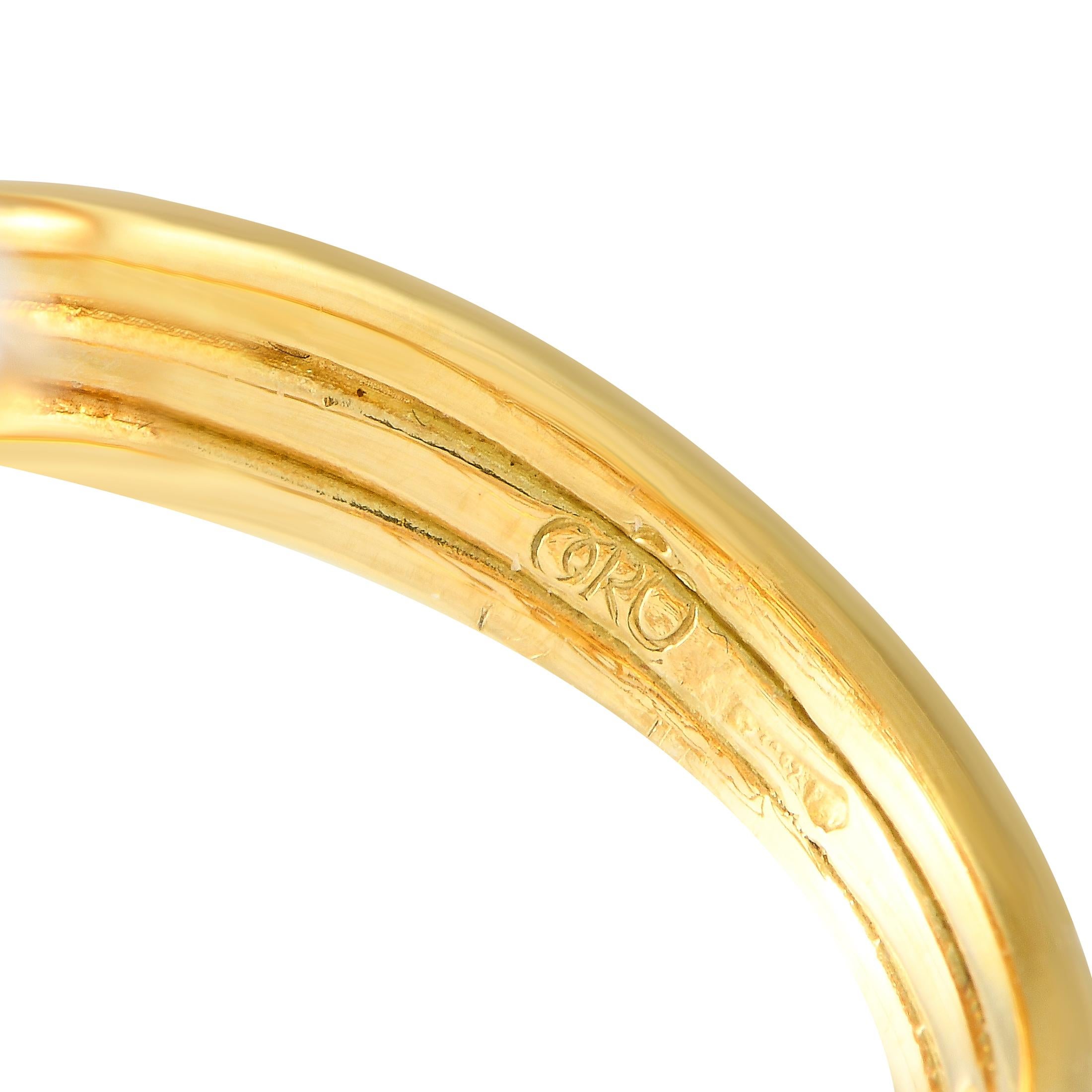 Casato 18K Yellow Gold 1.03ct Diamond Flower Ring In New Condition In Southampton, PA