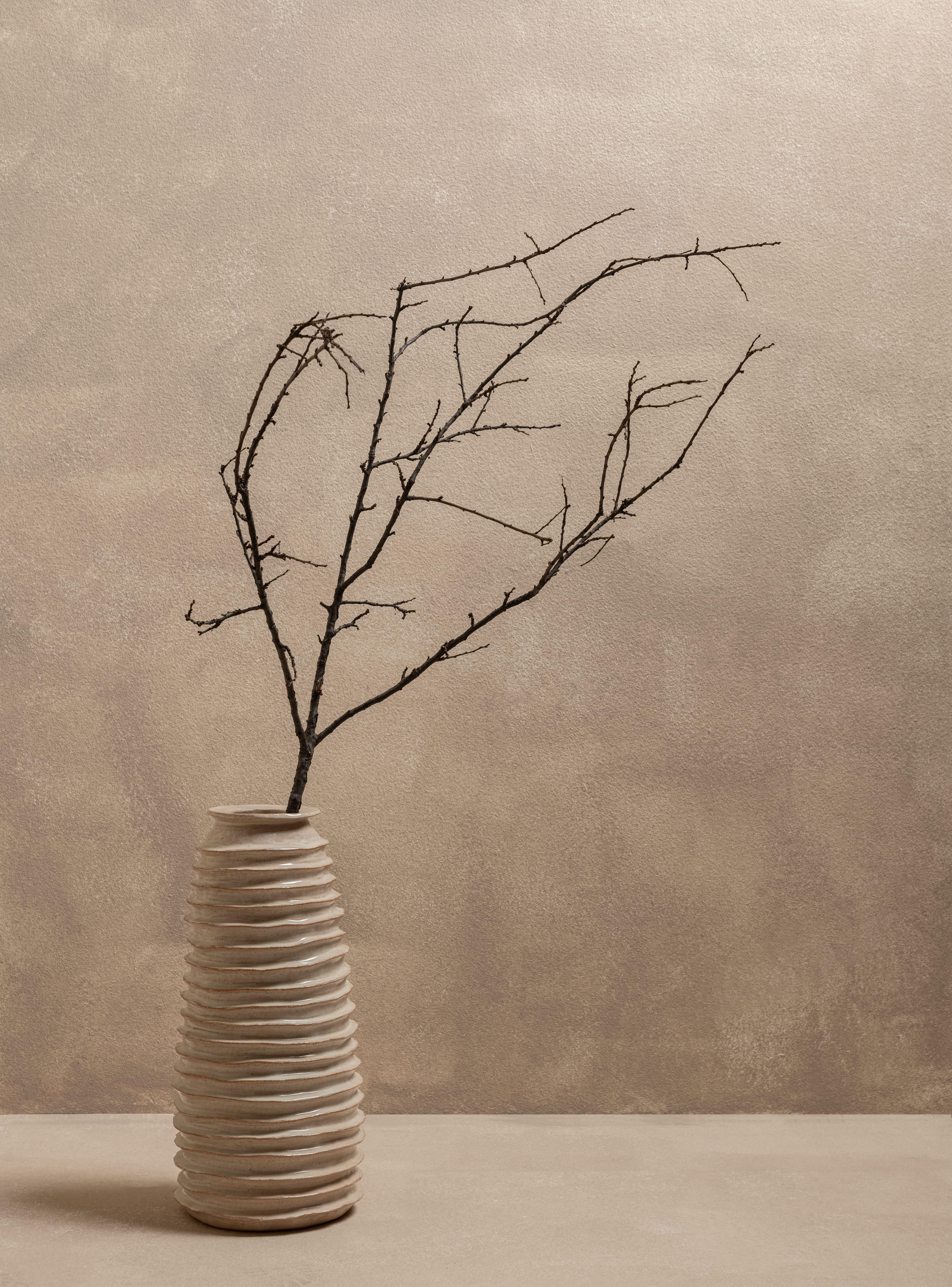 Laccato Vaso Casca grande ecrù di Hermhaus in vendita