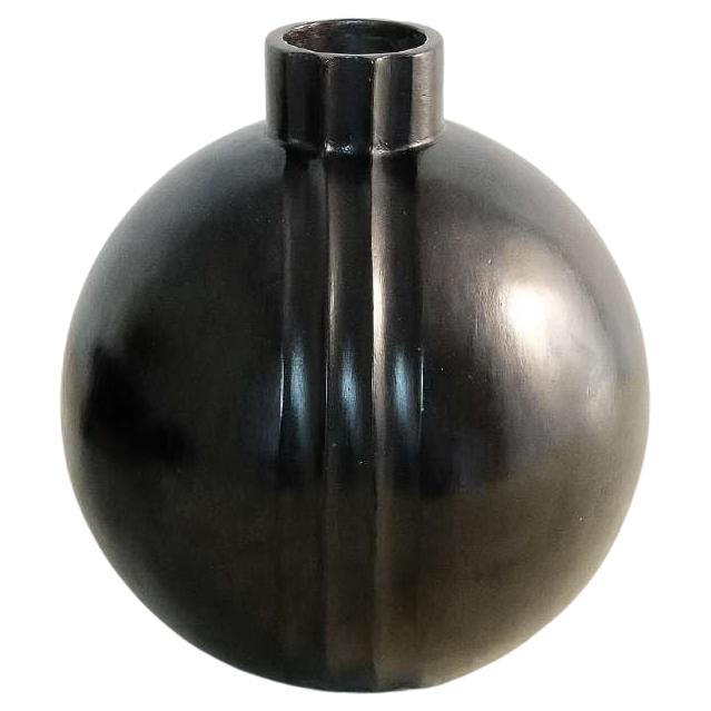 Cascabel Vase by Onora For Sale