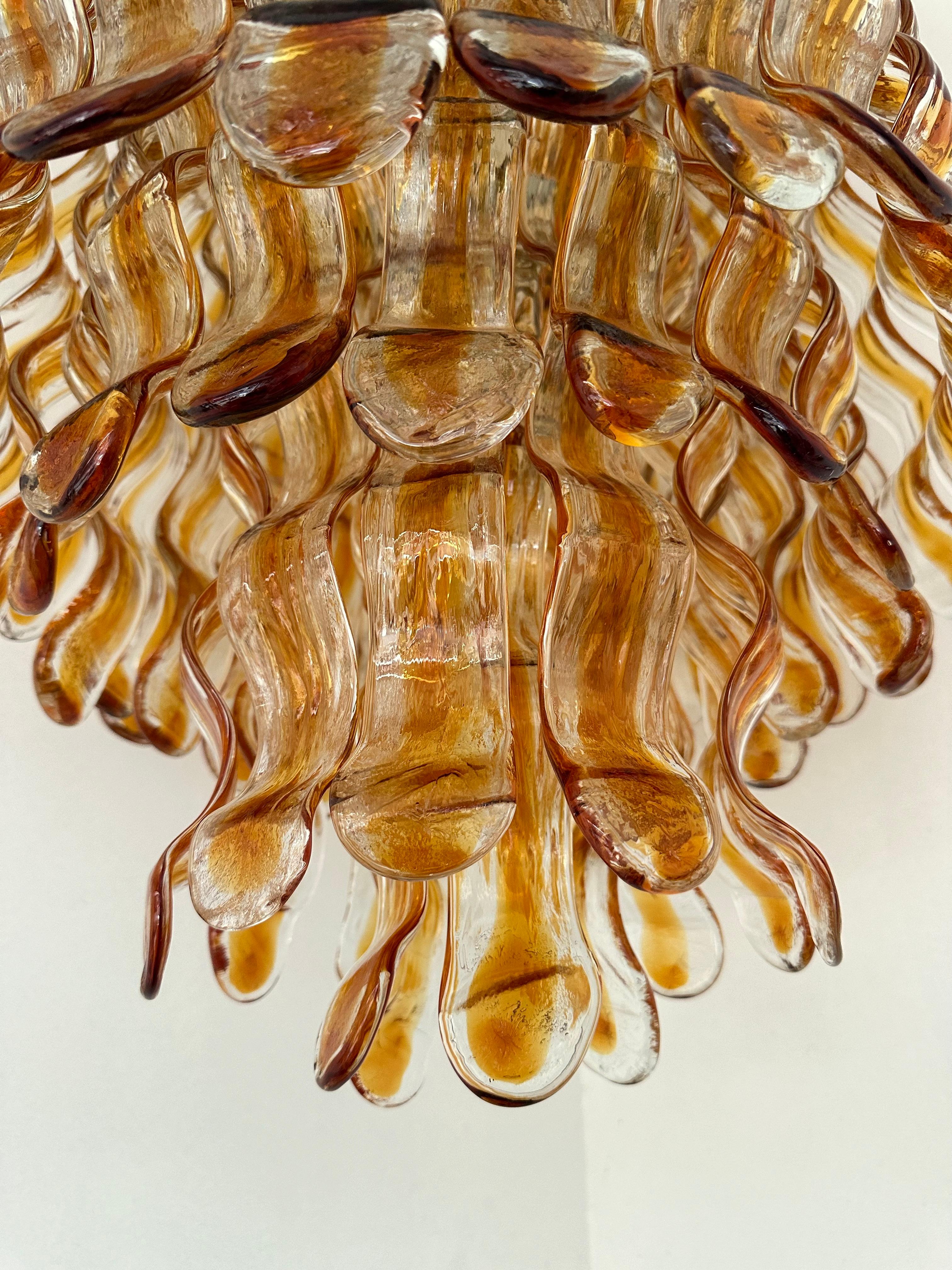 Cascade Kronleuchter Wave Amber Murano Glass von Mazzega, Italien, 1970er Jahre im Angebot 2