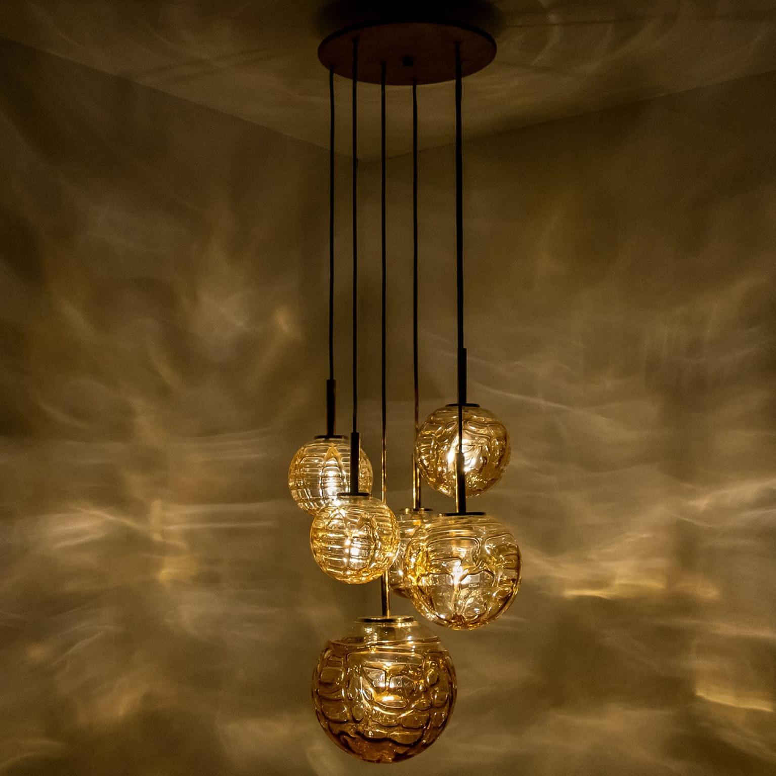 Cascade-Leuchte mit sechs gelben Muranoglaskugeln, 1960er Jahre im Angebot 5